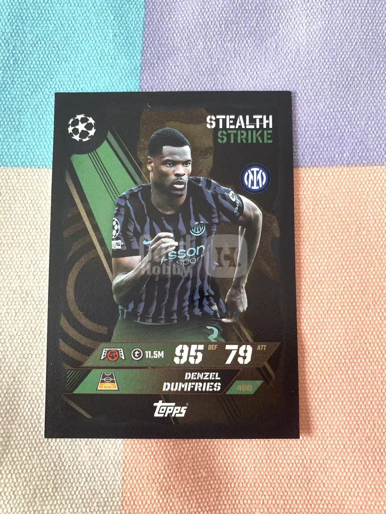 2025 Topps MATCH ATTAX Denzel Dumfries 欧冠 游戏版 邓弗里斯 国际米兰 特卡 卡品如图 收藏必备 雯雯