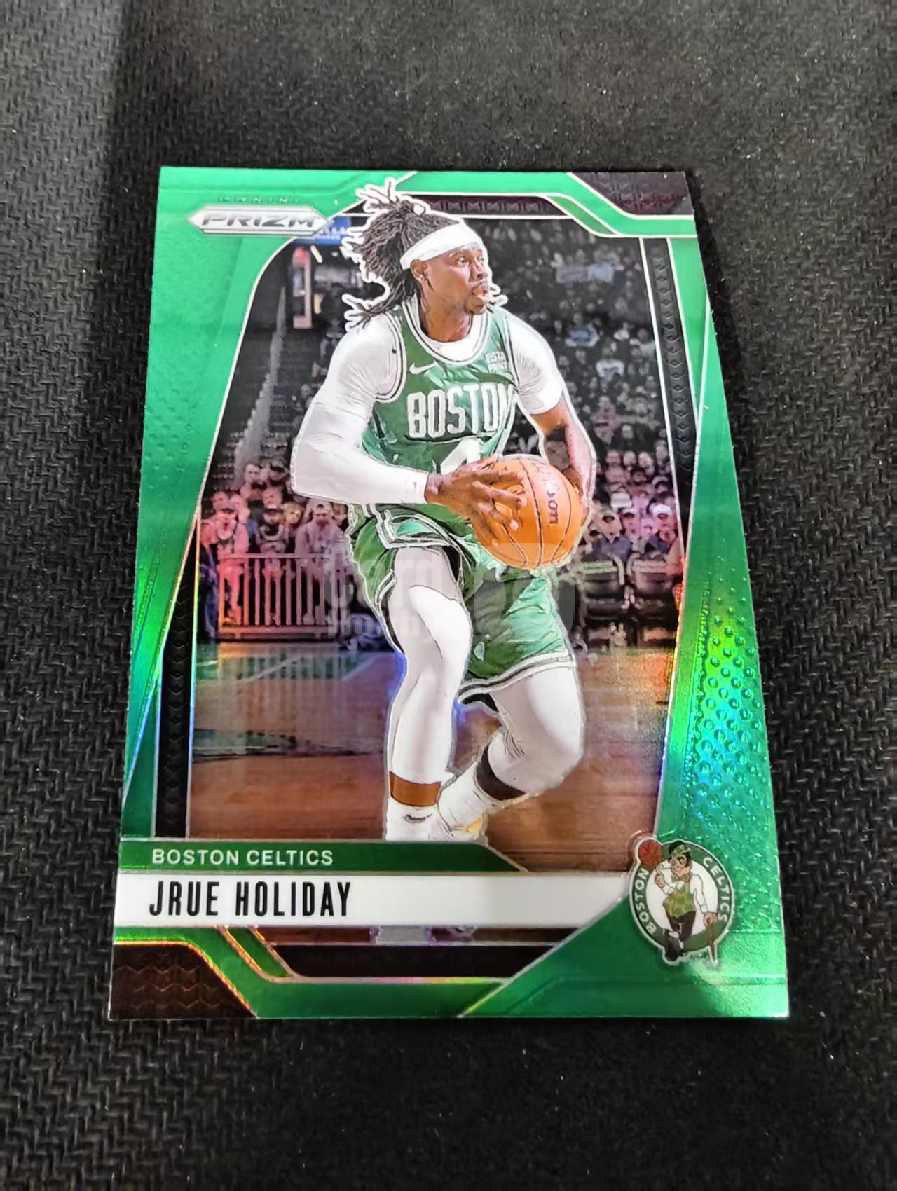 2024-25 Panini Prizm Jrue Holiday pz系列 凯尔特人 猪哥 朱 霍乐迪 绿折 PZ 划痕 边角瑕疵 #171