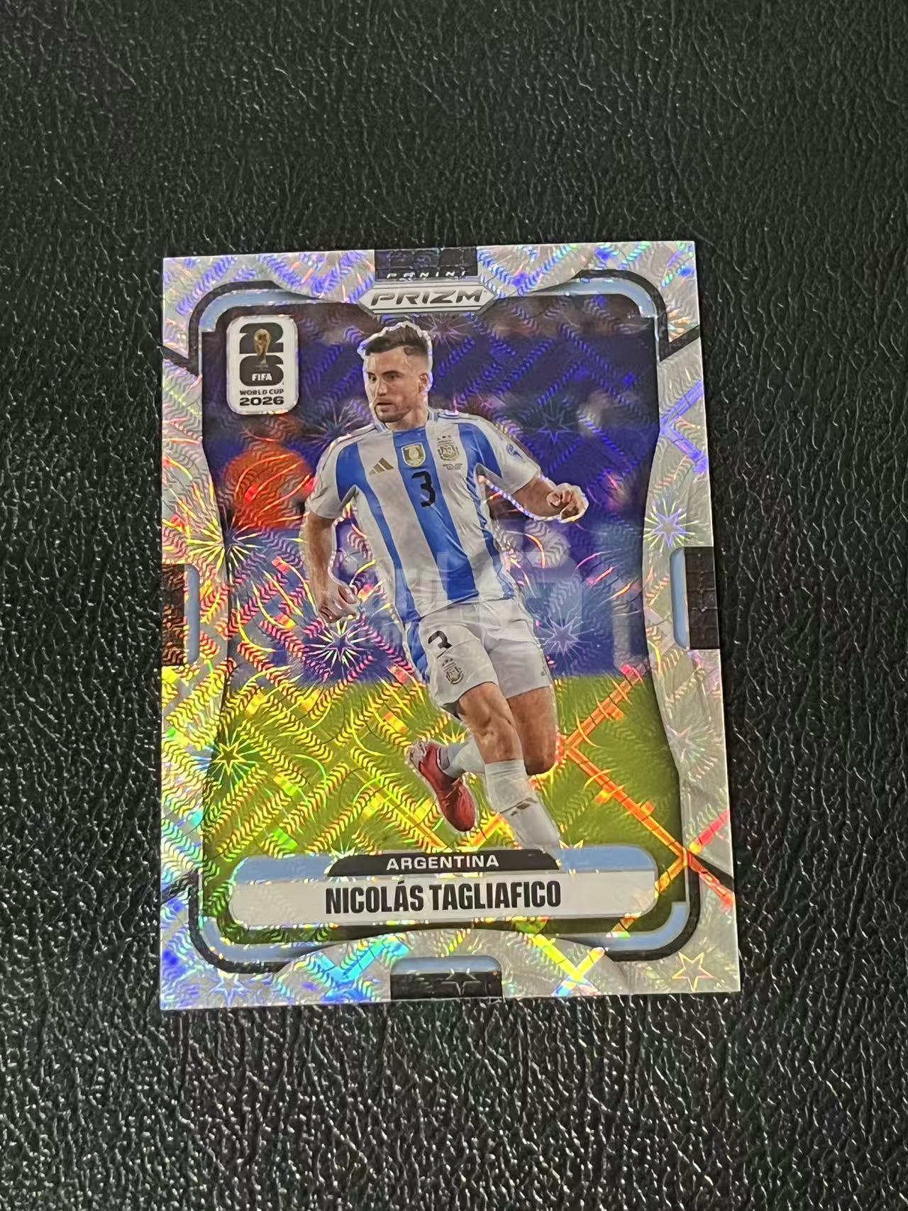 2026 Panini Prizm Fifa World Cup Nicolas Tagliafico 塔利亚菲科 烟花折 阿根廷 世界杯 银折 实卡精美 卡品如图 LZ8