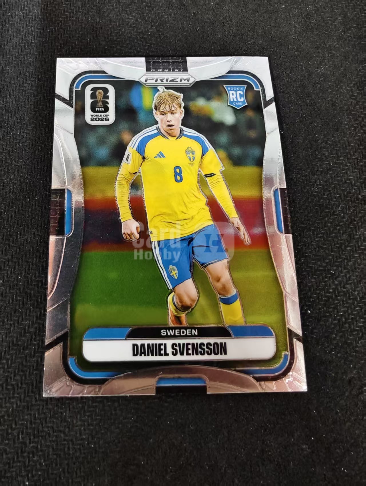 2026 Panini World Cup Prizm Daniel Svensson RC 丹尼尔 斯文松 多特蒙德 瑞典 新秀 PZ世界杯 划痕 边角瑕疵#500