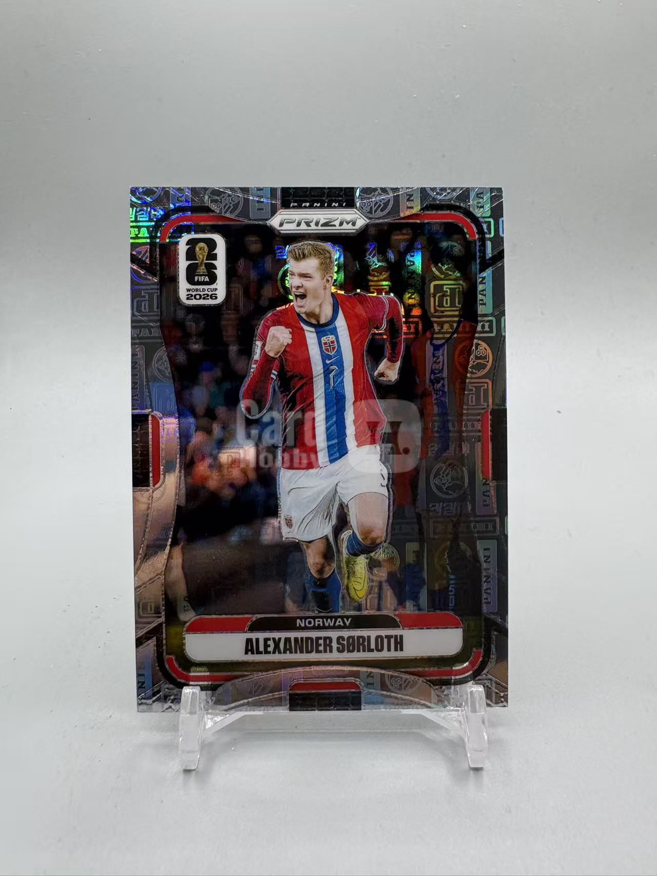 2025-26 Panini World Cup Prizm Alexander Sorloth 【灰灰代拍】全新 世界杯 PZ 索洛斯 索尔洛斯 /61编 panini折 帕尼尼折 挪威 马竞 随无