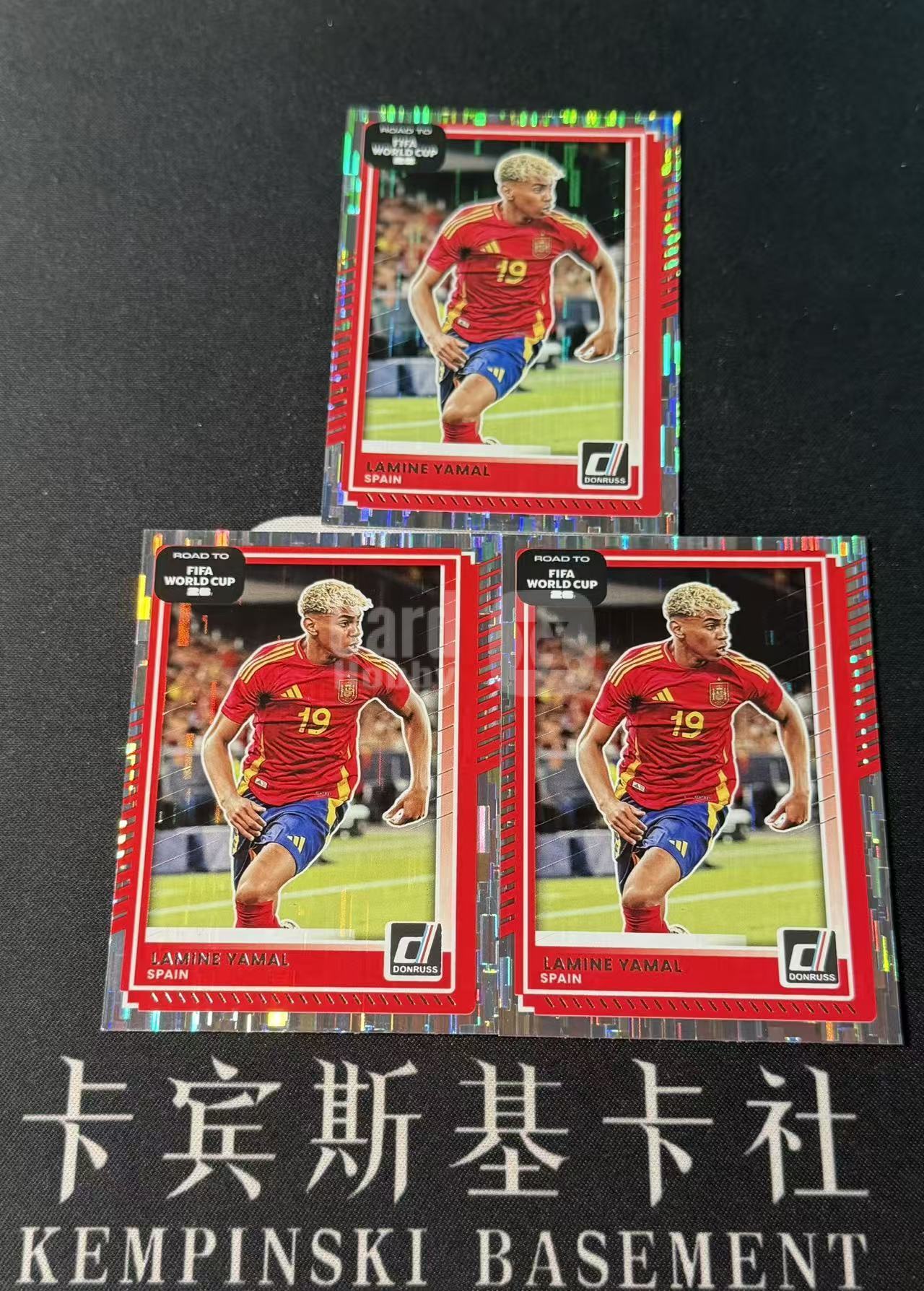 2025-26 Panini Donruss Lamine Yamal 【卡宾】拉明 亚马尔 西班牙 最新世界杯之路杜蕾斯 首版世界杯BASE D版 银瀑布折 3张LOT 专收凑套必备 土狗