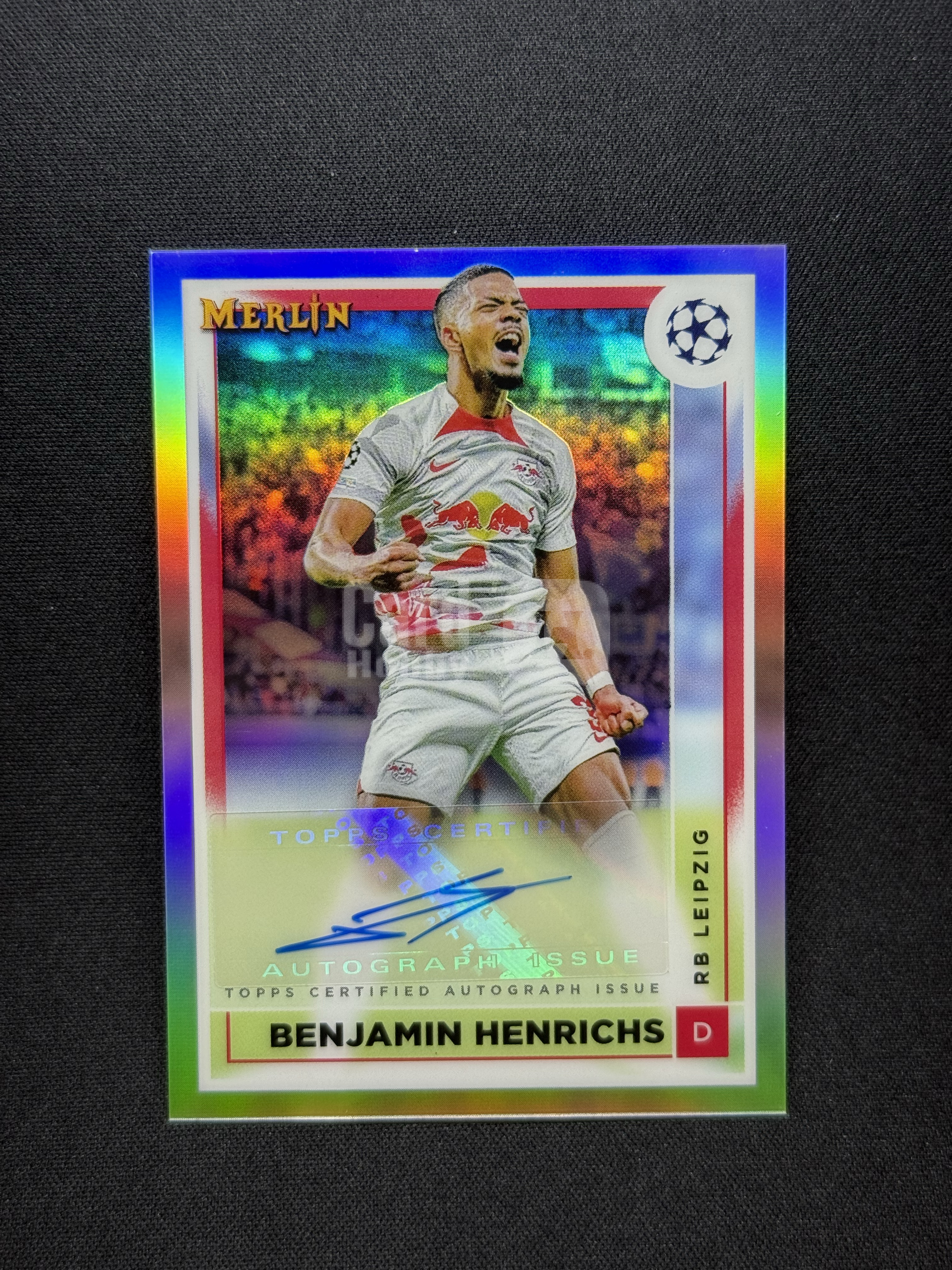 2022-23 Topps Merlin Benjamin Henrichs 【小贝代拍】欧战 梅林 莱比锡红牛 亨里希 银折 签字 瑕疵如图 拍前看描述 H EW