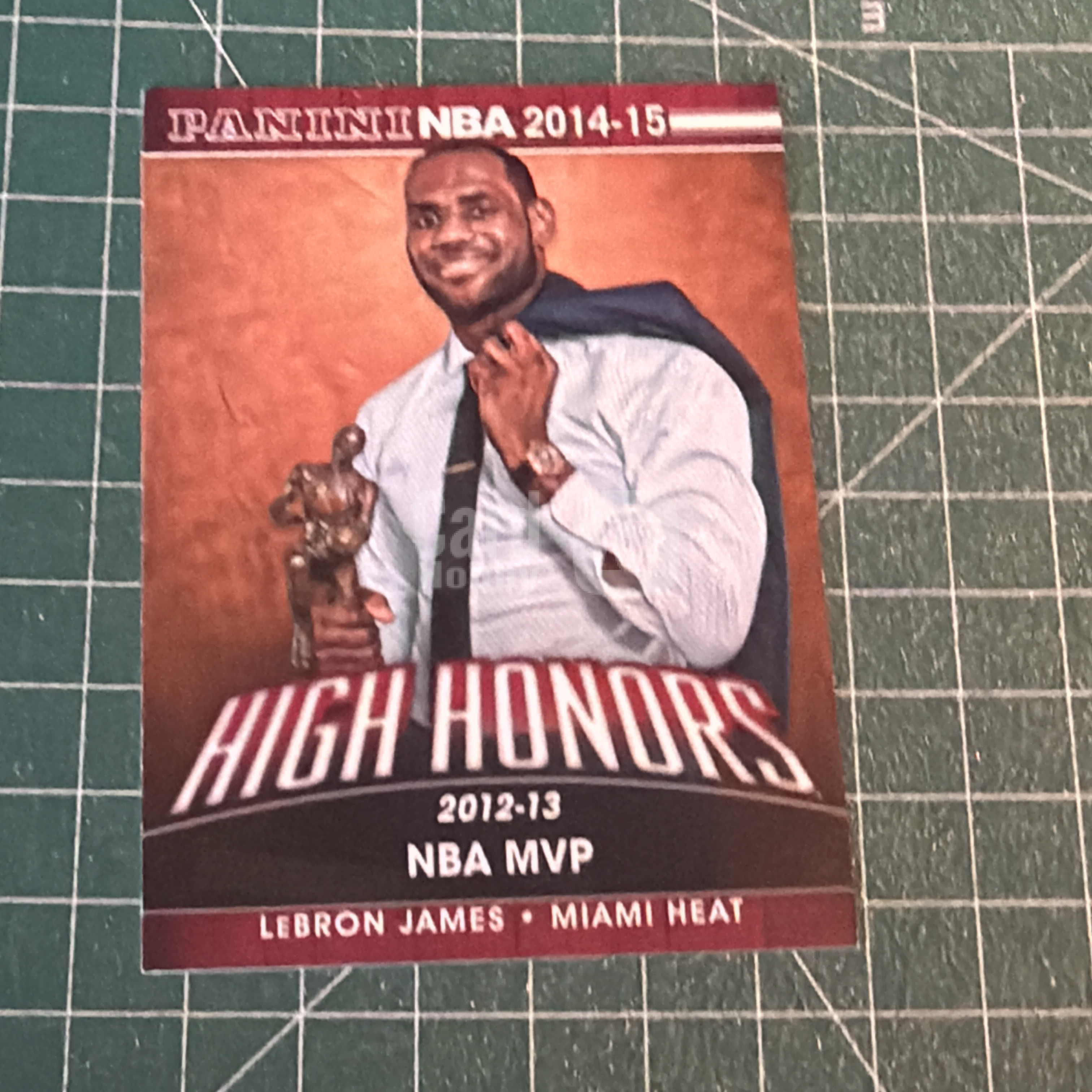 2014-15 Panini Americana LeBron James S.p.a.勒布朗詹姆斯 小皇帝 LBJ 12-13MVP 捧杯特卡 荣誉特卡 十年老卡 绝版卡 稀有大比例 收藏必备 毛边