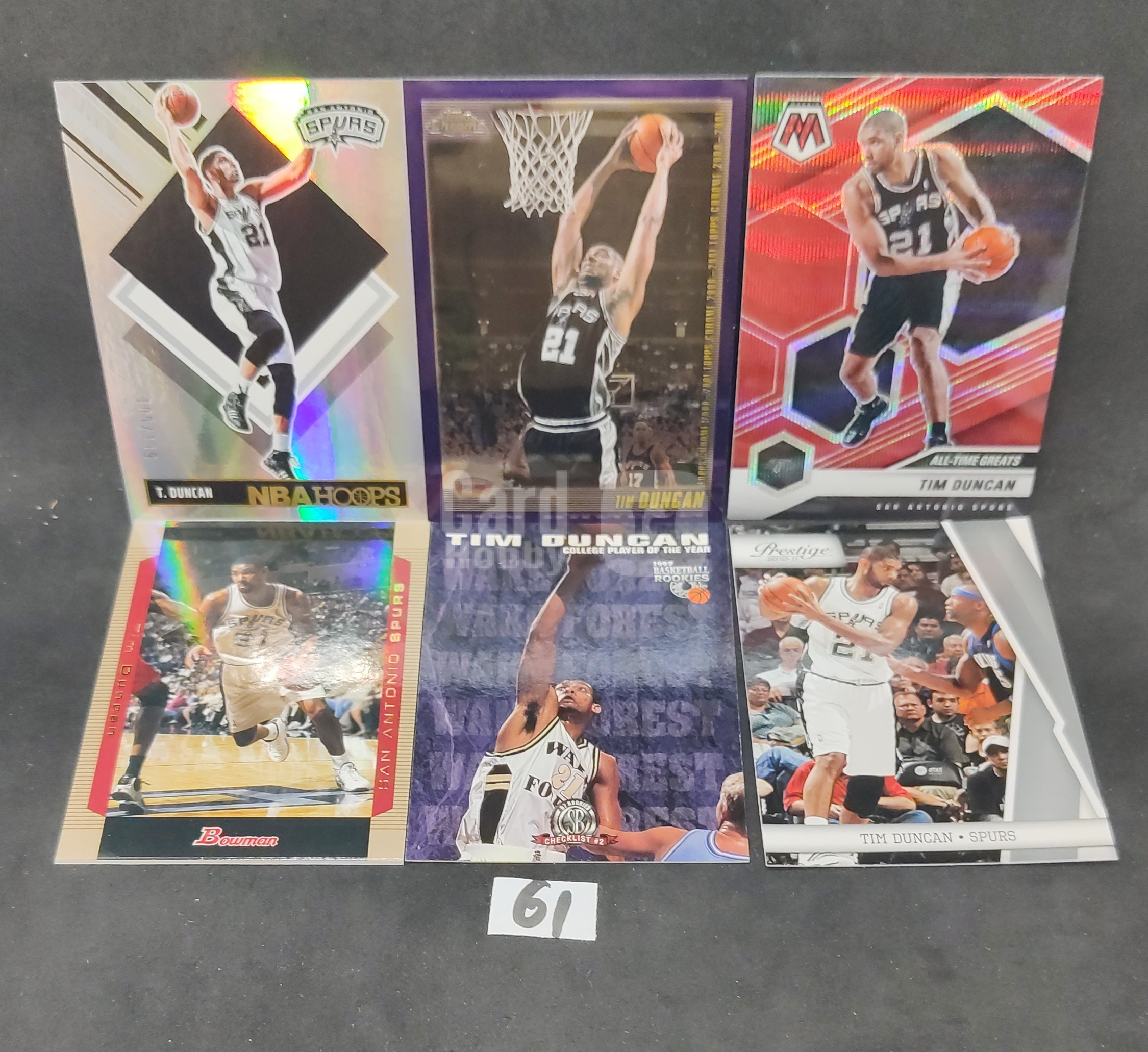 【DC拍卖】7.08 蒂姆邓肯 6 张马刺折射特卡打包 石佛 Hoops/Mosaic 多系列闪卡收藏套