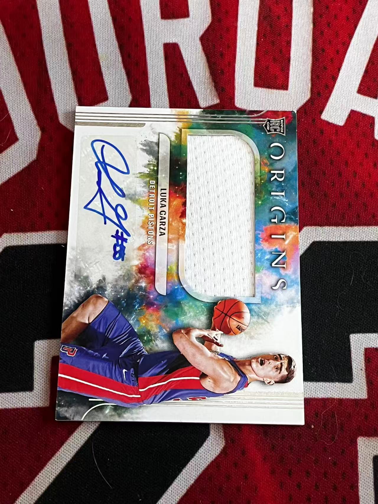 【接寄拍】2021-22 PANINI ORIGINS 起源系列 活塞 新秀RC 卢卡加尔扎 RJA 新秀球衣物料切割签字卡 专收凑套必备【烂臭嘴拍卖】