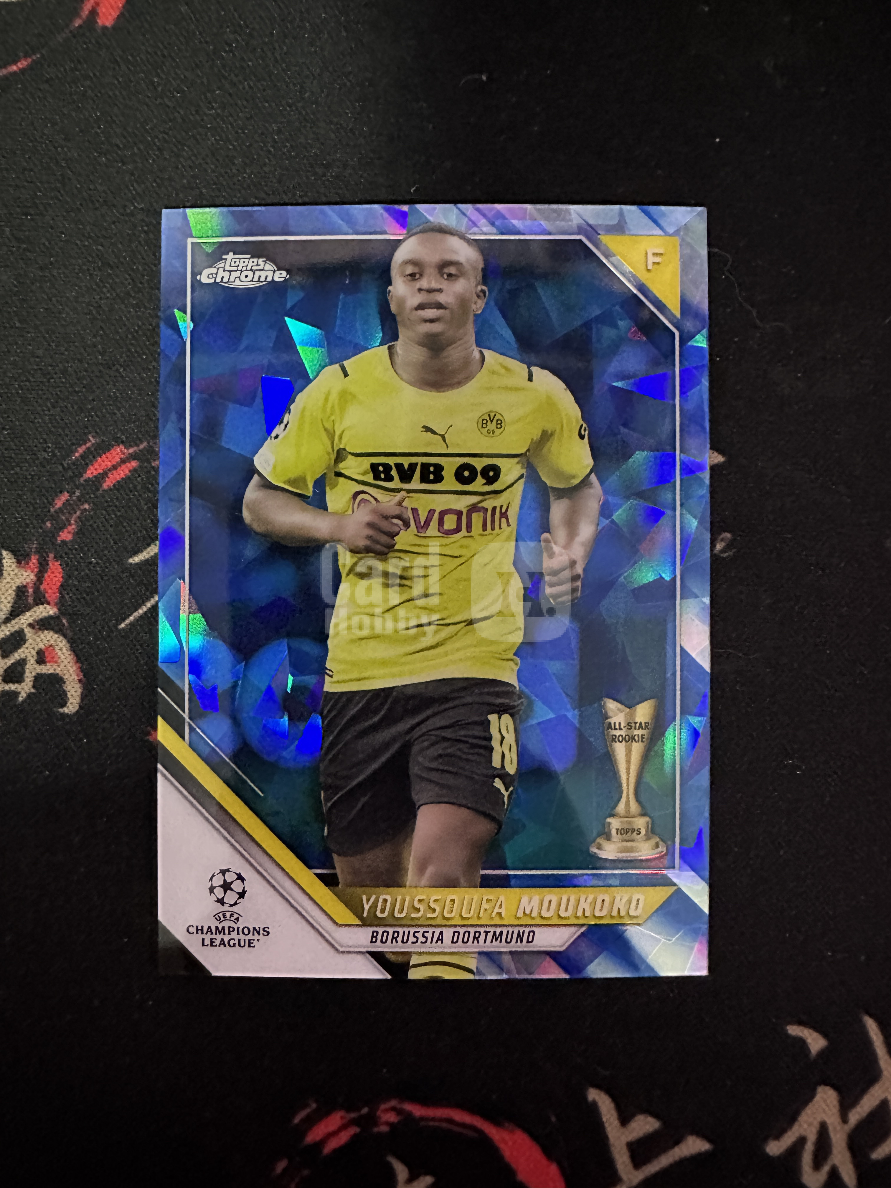 2021-22 Topps Chrome Youssoufa Moukoko （满意卡社） 欧战 TC 蓝宝石 蓝碎冰 碎冰折 德甲 多特蒙德 穆科科 新秀荣誉特卡 德国 天才中锋 卡品如图