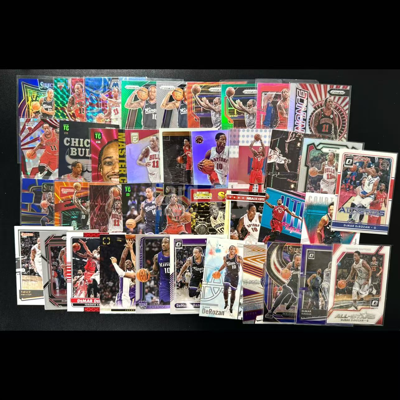 Basketball 德玛尔 德罗赞 Demar DeRozan 【大Lot！！】39张打包 系列卡种如图！！！ Lot不保卡品卡具 介意勿拍 非常好看 值得收藏 B1G610
