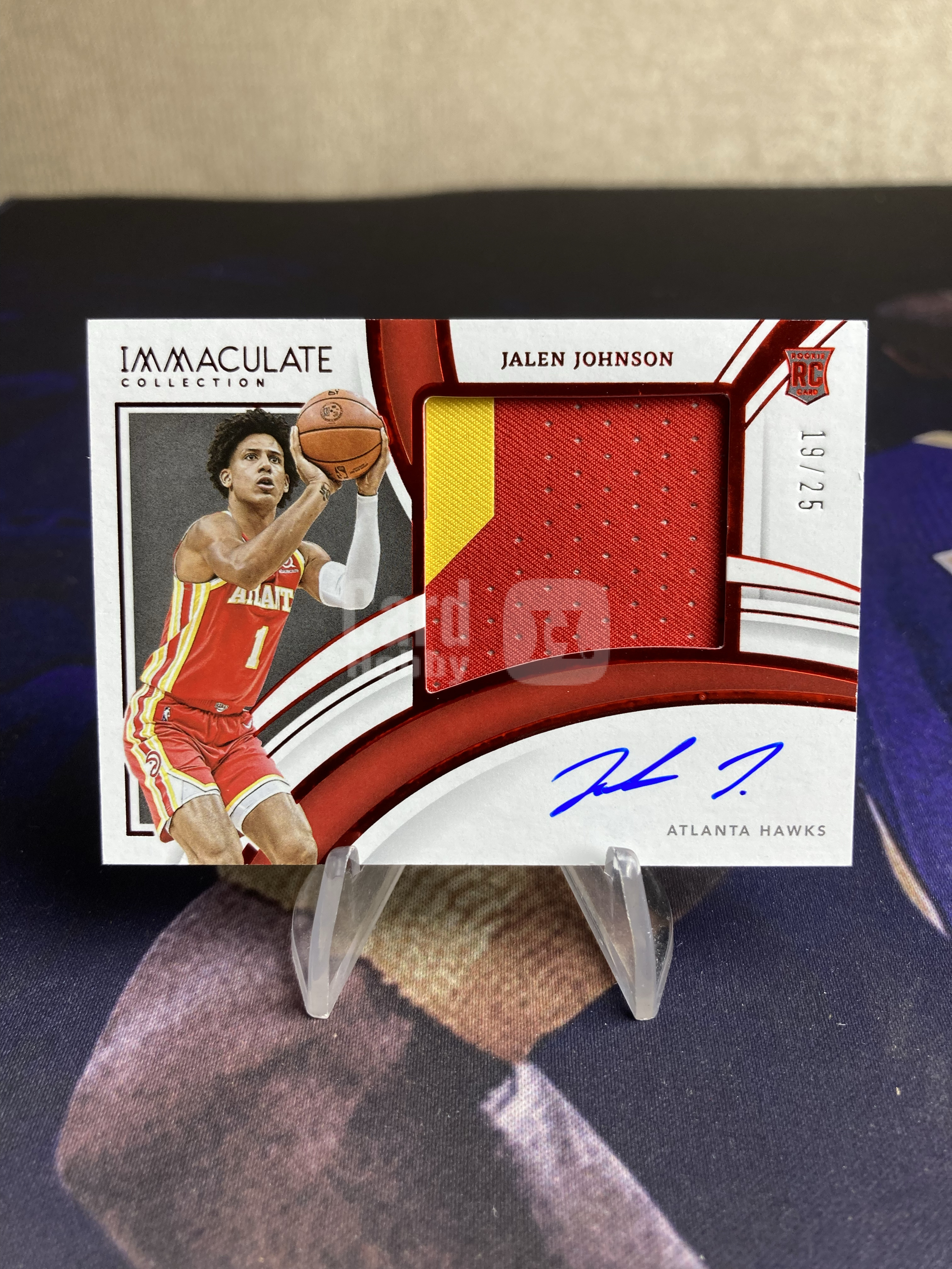 2021-22 Panini Immaculate Jalen Johnson RC 【星卡优转】imm 老鹰 新秀RC 杰伦约翰逊 19/25编 签字 卡签 PPA 暴力切割 红平行 微瑕如图 杀菌