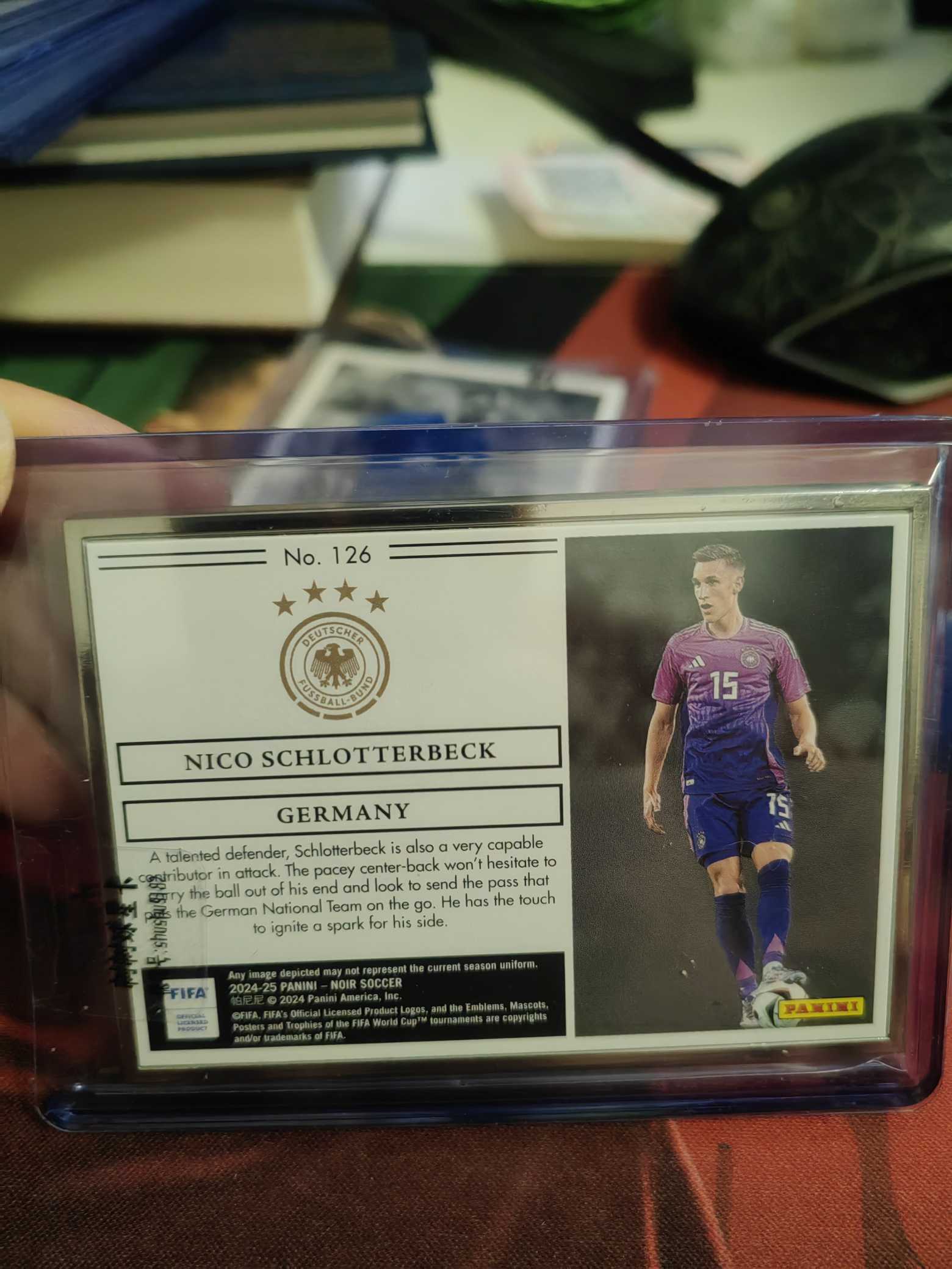 2025 Panini Noir Nico Schlotterbeck 2025 Panini Noir 德国 多特蒙德 施洛特贝克 10编银框base卡 !!!