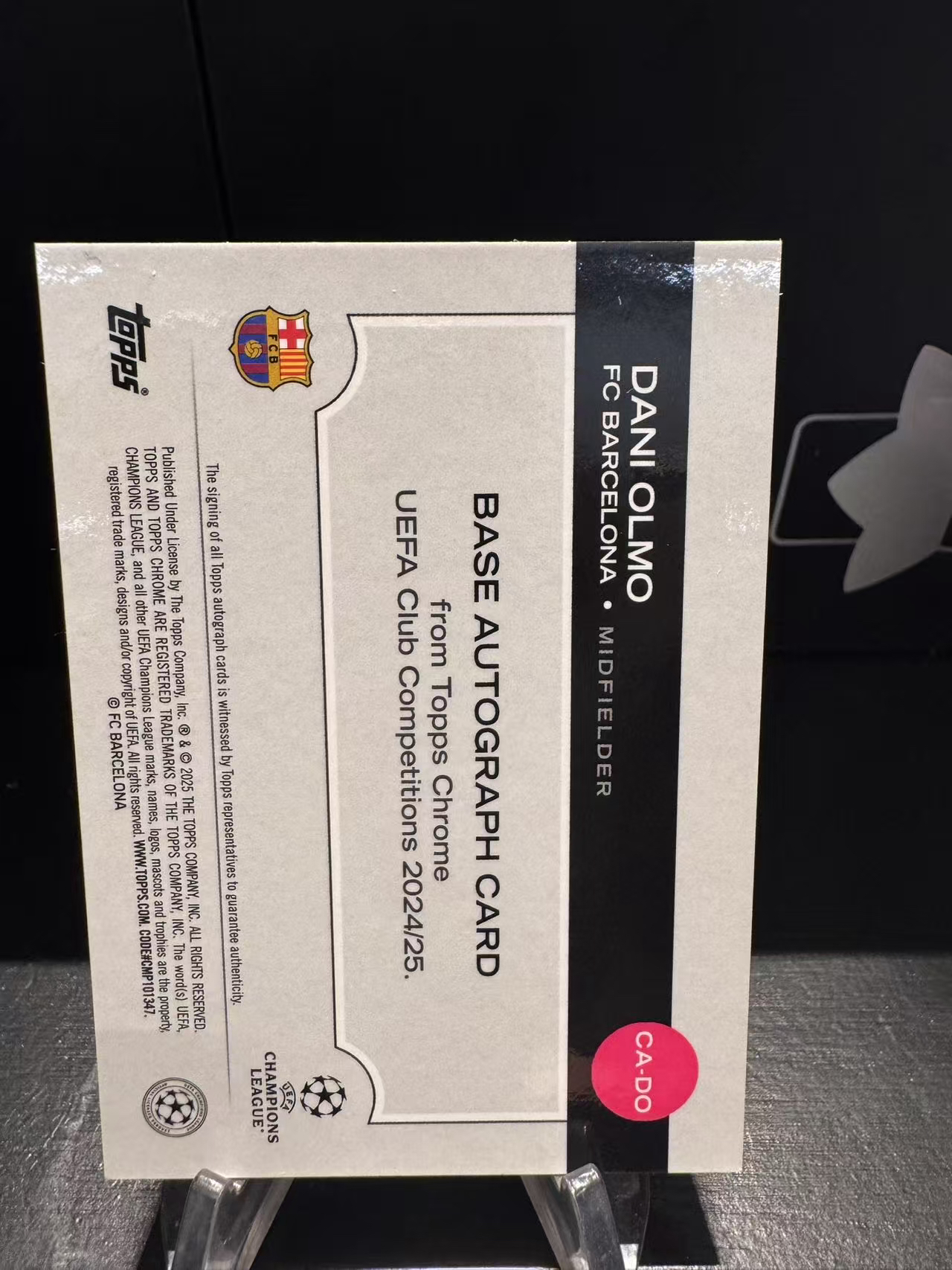 龖 2024-25 Topps Chrome 欧冠 欧战 西班牙 巴萨 巴塞罗那 Dani Olmo 丹尼 奥尔莫 蓝折 113/150编 签字 卡品如图 MJ002L