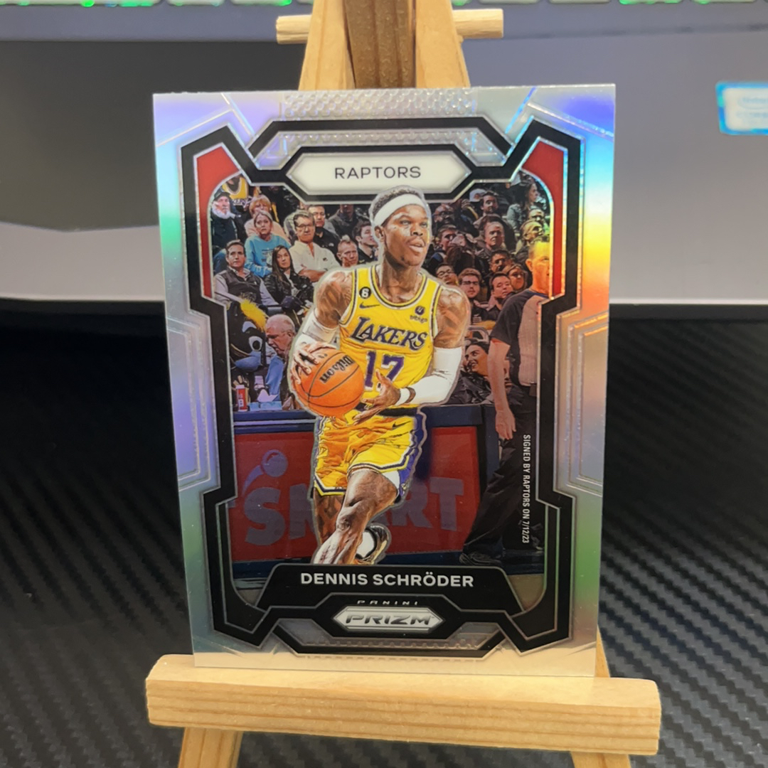 2023-24 Panini Prizm Pascal Siakam 西亚卡姆 猛龙 银折 折射 prizm系列 pz 卡品如图 凑图必备 值得收藏!免费代卖!