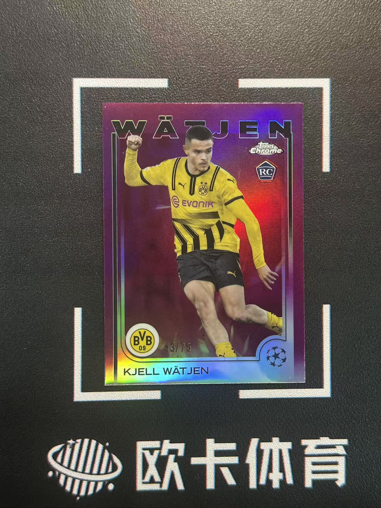 2024-25 Topps Chrome Kjell Watjen RC 【欧卡体育】欧战TC 新秀 魏特延 瓦特延 75编 紫折 多特蒙德 卡品如图(DoubleX)