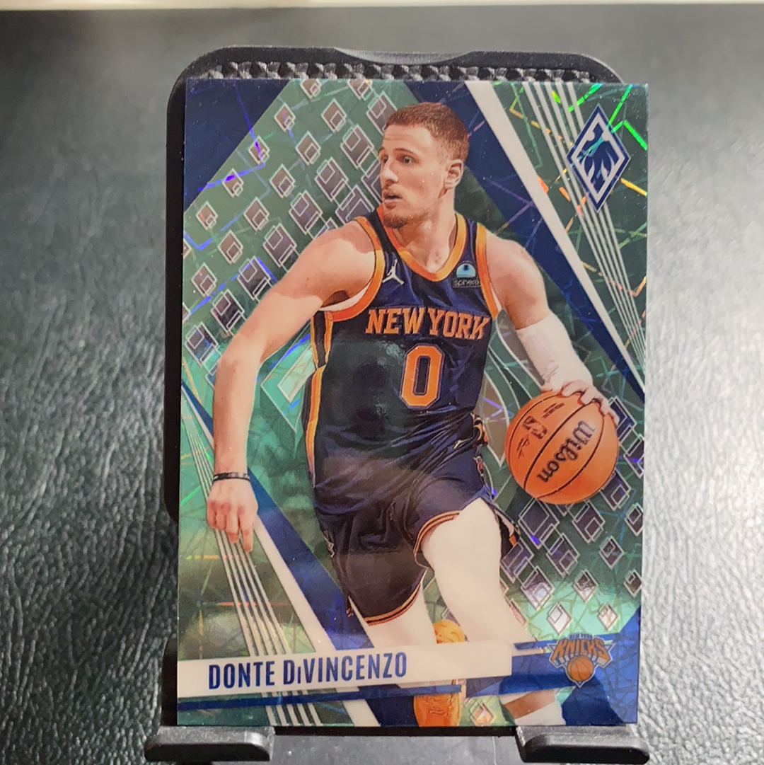 2023-24 Panini Phoenix Donte DiVincenzo 174