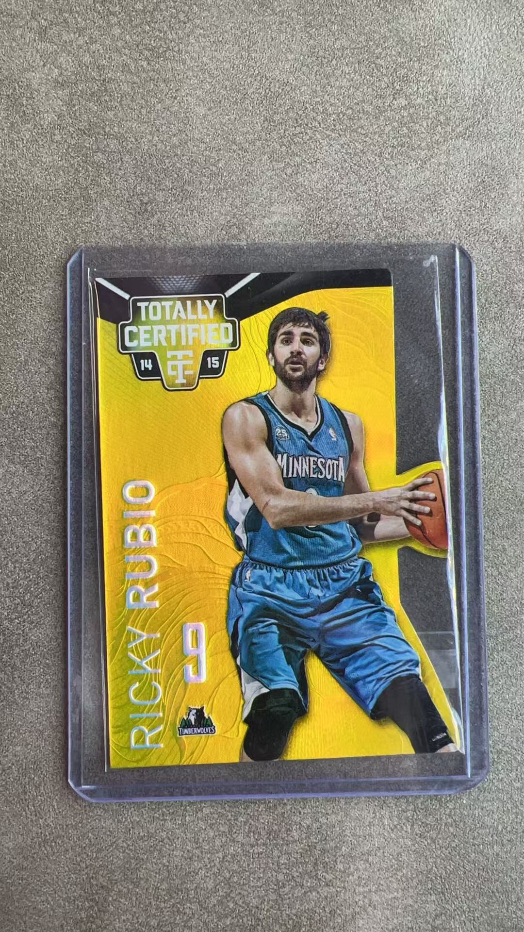 6573【330球星卡实体店代卖】2014-15 帕尼尼 卫生巾 卢比奥 Ricky RUbio 森林狼 西班牙金童 金折 08/10编 低编 异形 仅顺丰寄付(UK23)
