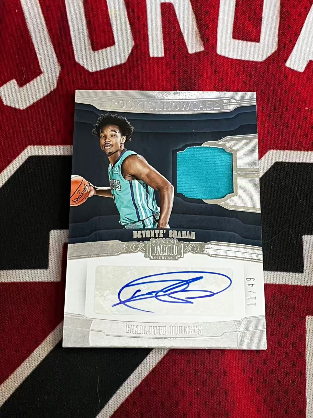 【接寄拍】2018-19 PANINI DOMINION 多米诺系列 黄蜂 新秀RC 德文特格雷厄姆 49编 RJA 亲穿落场球衣物料切割签字卡 卡签 专收凑套必备【烂臭嘴拍卖】