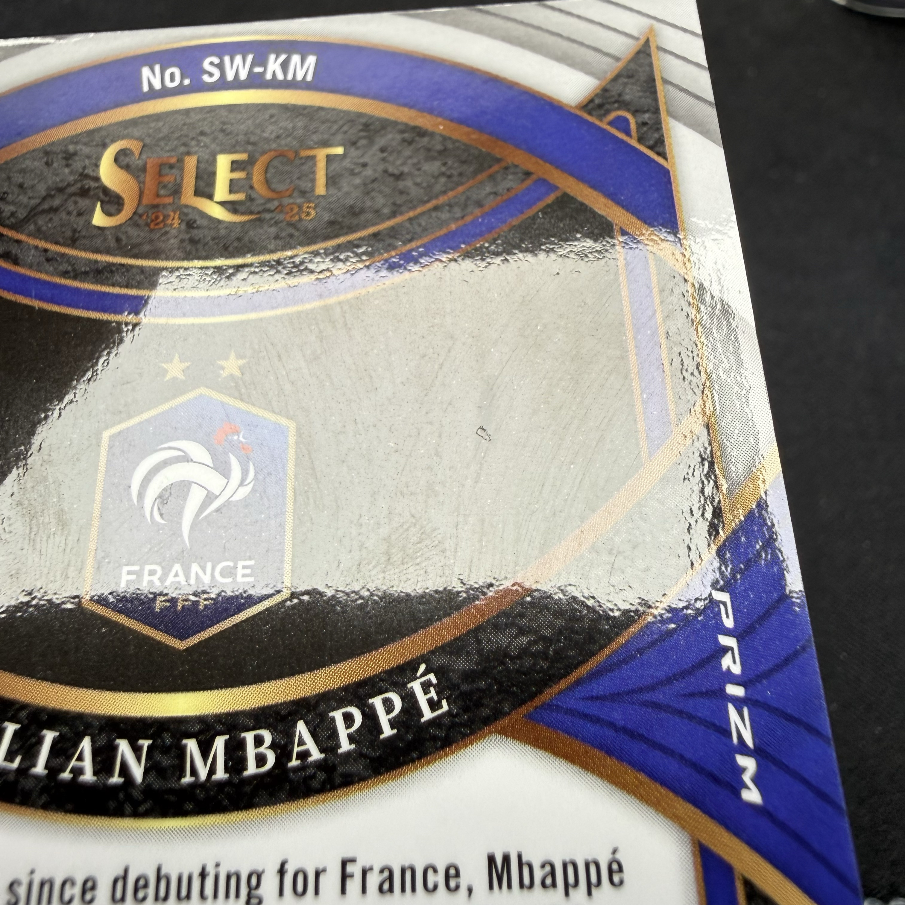 2024-25 Panini Select Kylian Mbappe 【SC拍卖】FIFA 姆巴佩 法国 银折 小窗物料 瑕疵如图收藏必备(david徐)