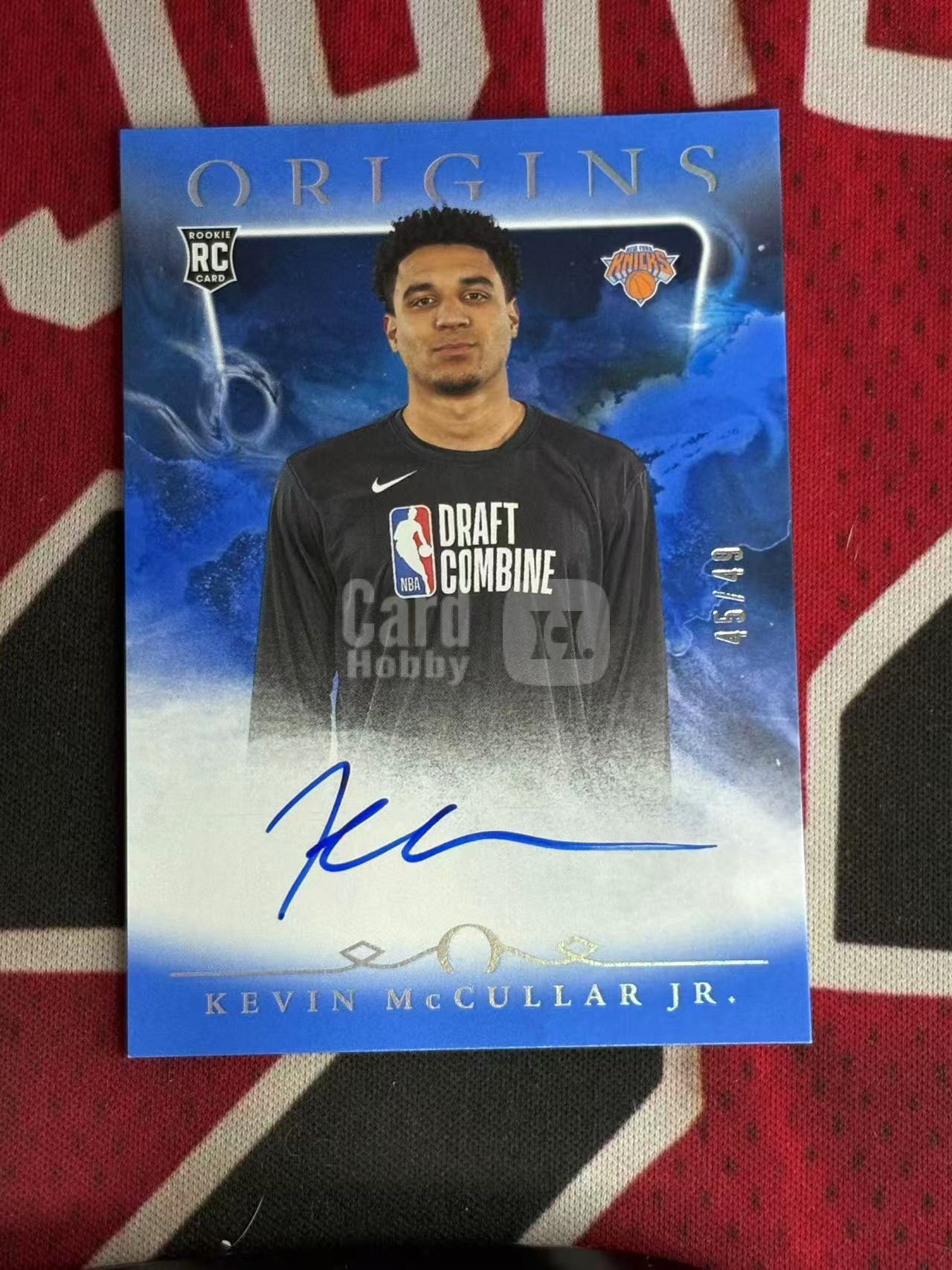2024-25 PANINI ORIGINS Kevin McCullar Jr. 起源系列 尼克斯 新秀RC 小凯文麦卡勒 49编 签字卡 卡签 新秀签 蓝平行蓝闪版【烂臭嘴拍卖】