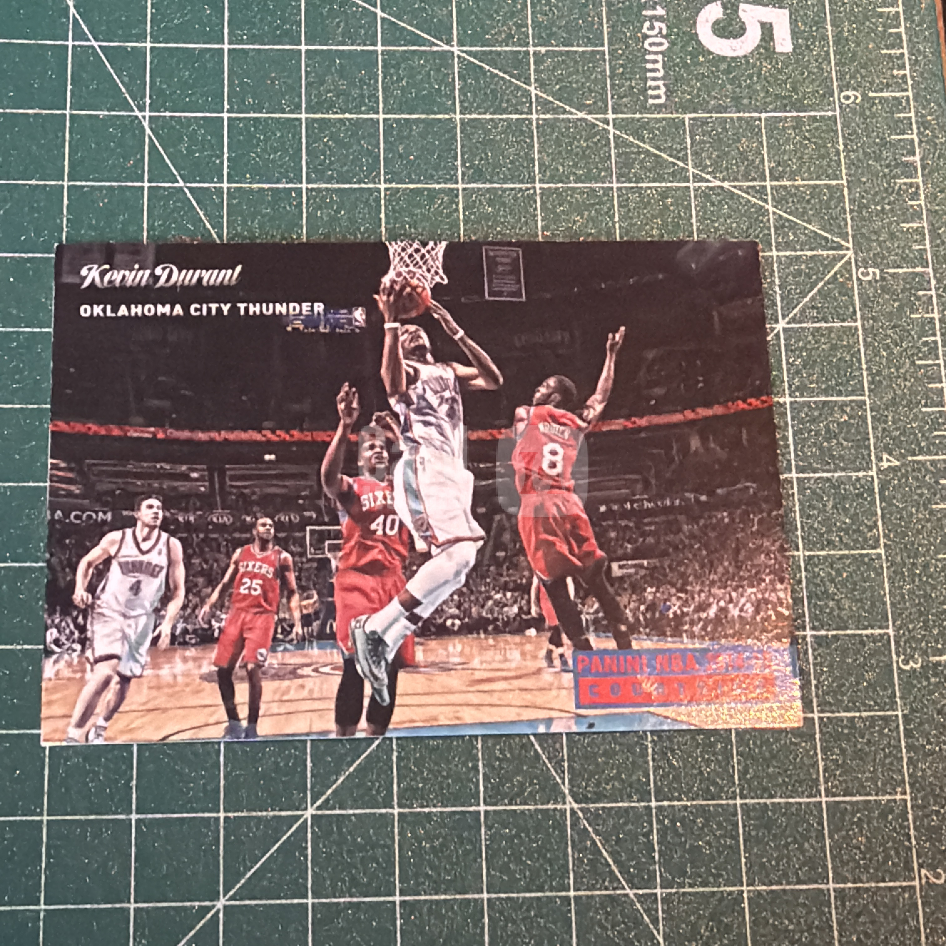 2014-15 Panini S.p.A Kevin Durant 中雅图/中亚图 凯文杜兰特 KD横版特卡 场边 小聚光灯 老卡 绝版卡 稀有大比例