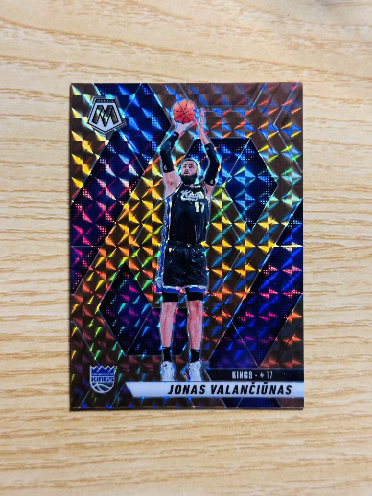 2024-25 Panini Mosaic Jonas Valanciunas 嘿嘿代卖 马赛克 约纳斯 瓦兰丘纳斯 铜折 75编 国王 收藏必备