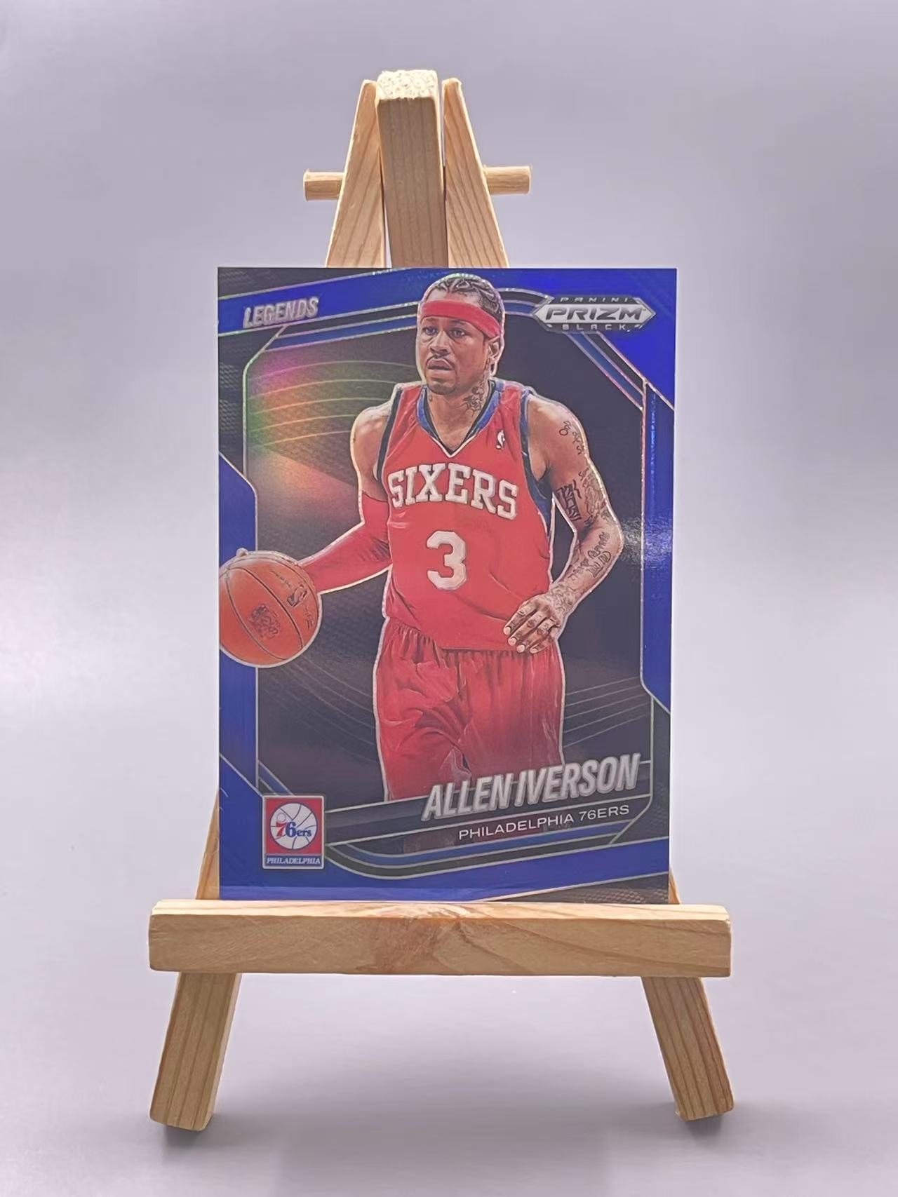 2024-25 Panini Prizm Allen Iverson 【虾米】pz 76人 阿伦 艾佛森 199编 折射 蓝折 瑕疵如图 收藏必备 点点