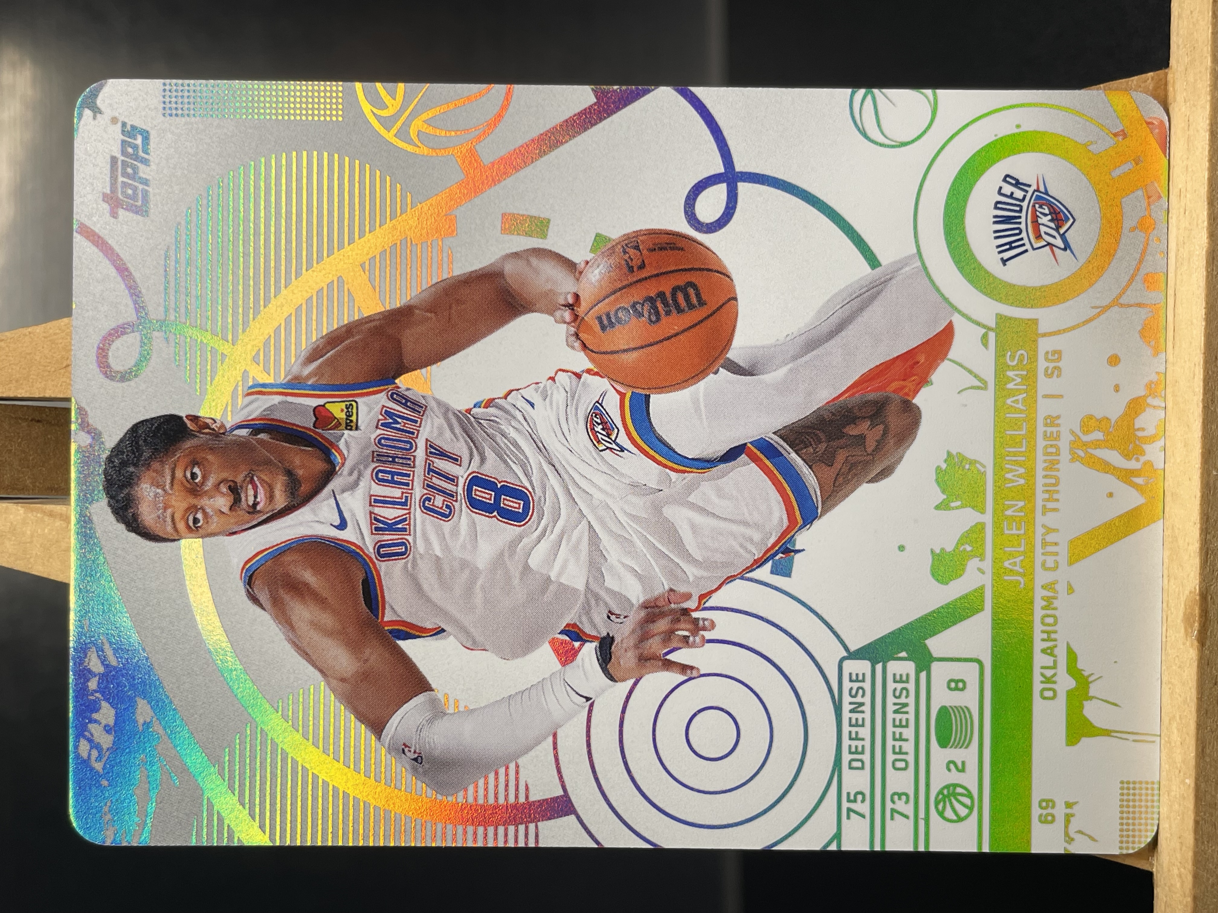 (A11) 2025 Topps 折射 老八 杰伦 威廉姆斯 雷霆 近期大热球星 收藏凑套必备 卡品如图 !!!