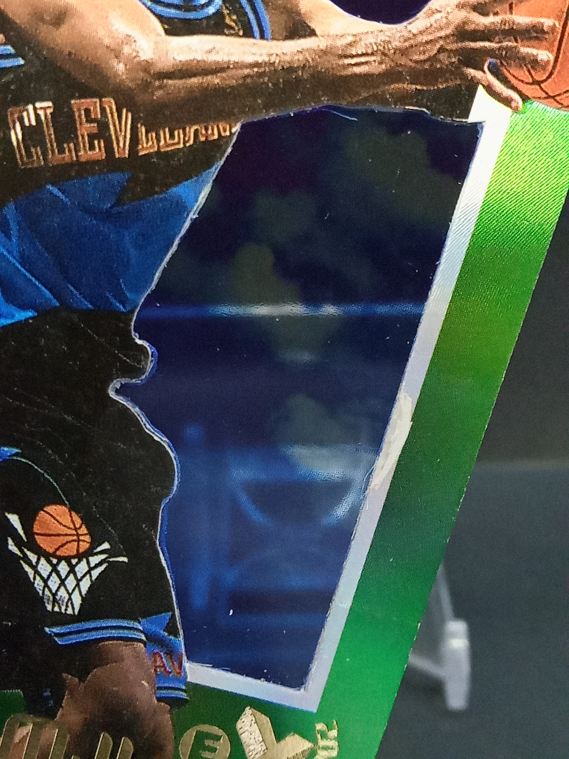 【DC拍卖】9.29小科比(微瑕)`1996-97 Skybox E-X2000 #13 Chris Mills 克里斯米尔斯 克利夫兰骑士 绿渐变胶片折射老球星卡`