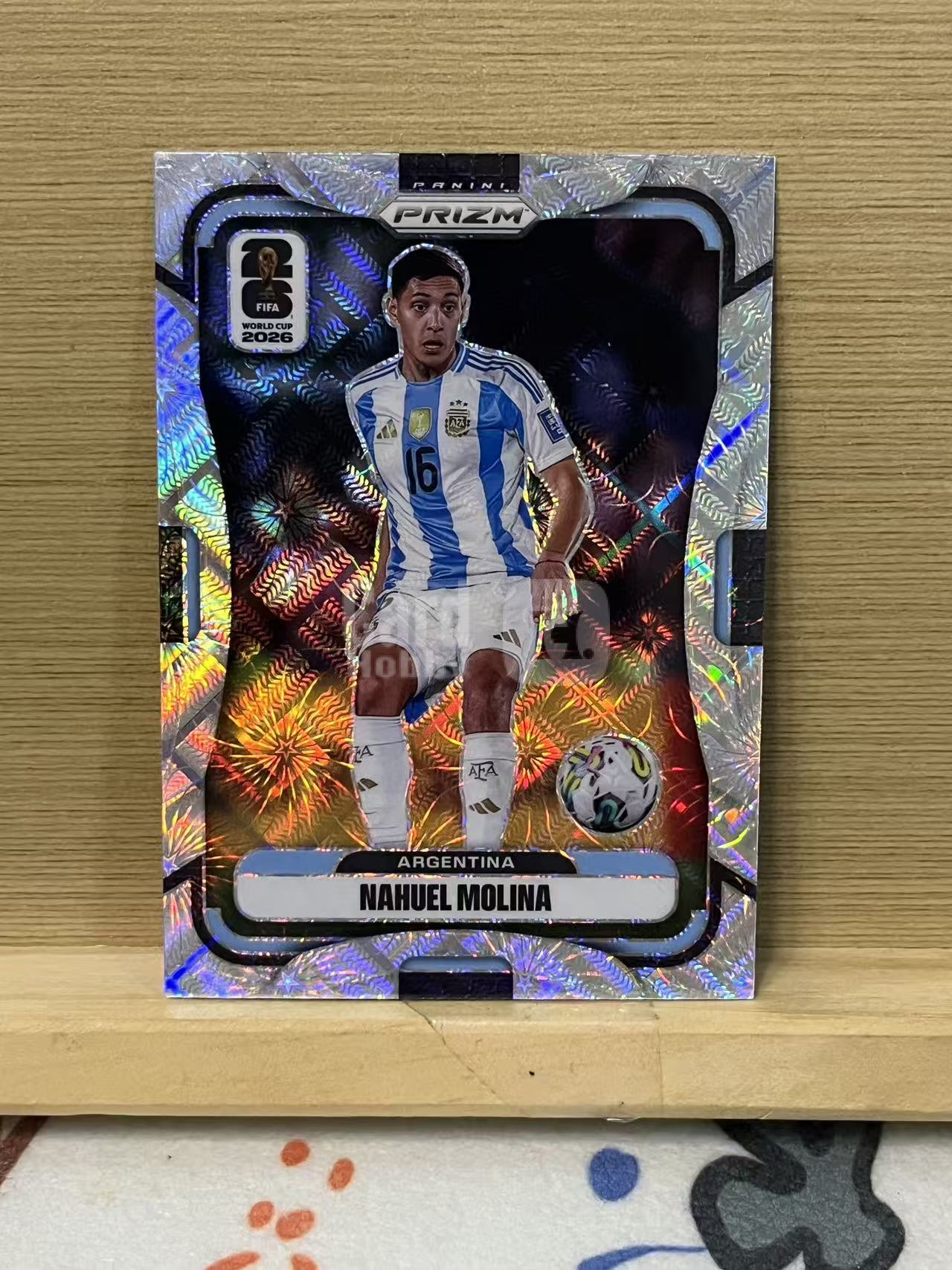 2026 Panini World Cup Prizm Nahuel Molina 莫利纳 阿根廷 烟花折 银折 世界杯 实卡精美 卡品如图 LA-1