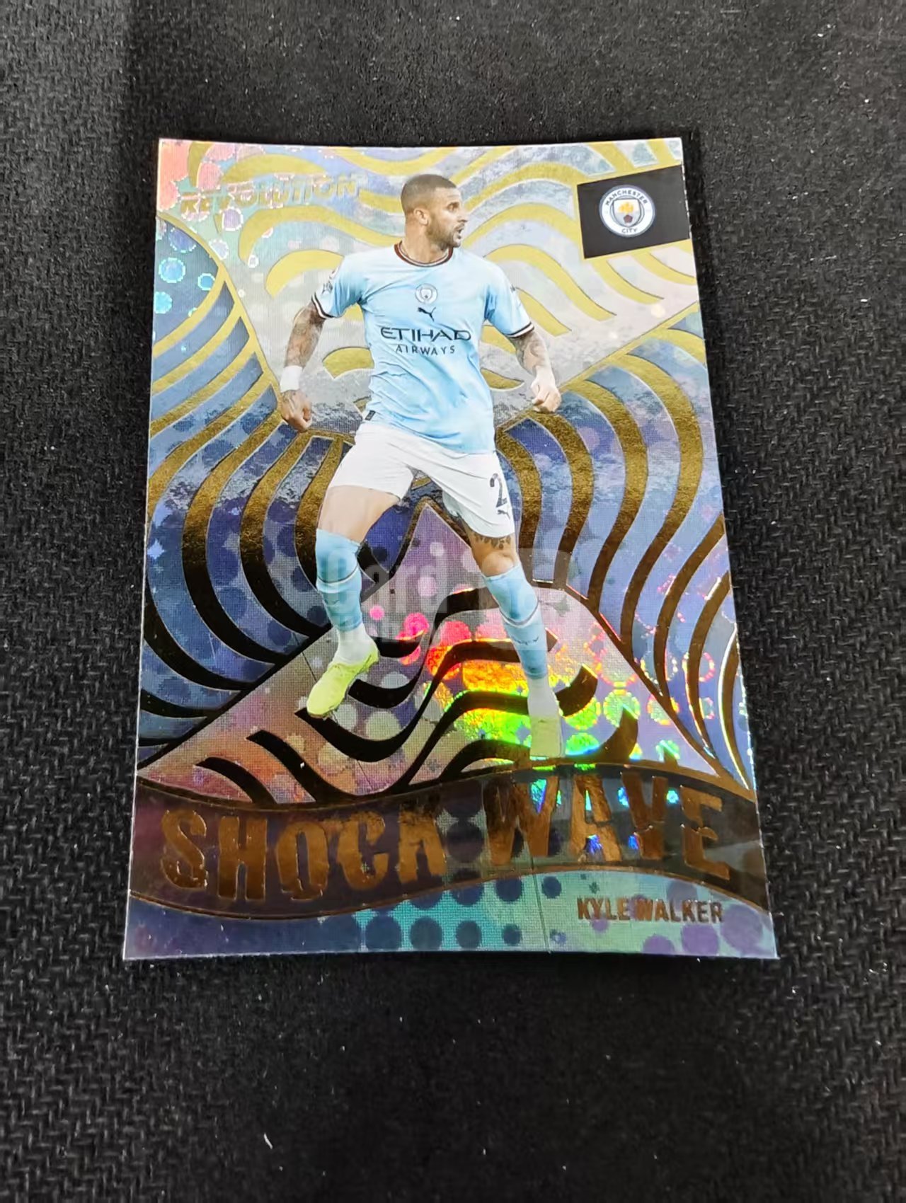 2022-23 Panini Revolution Kyle Walker 凯尔 沃克 英格兰 曼城 英超 革命 折射 划痕 边角瑕疵 #23
