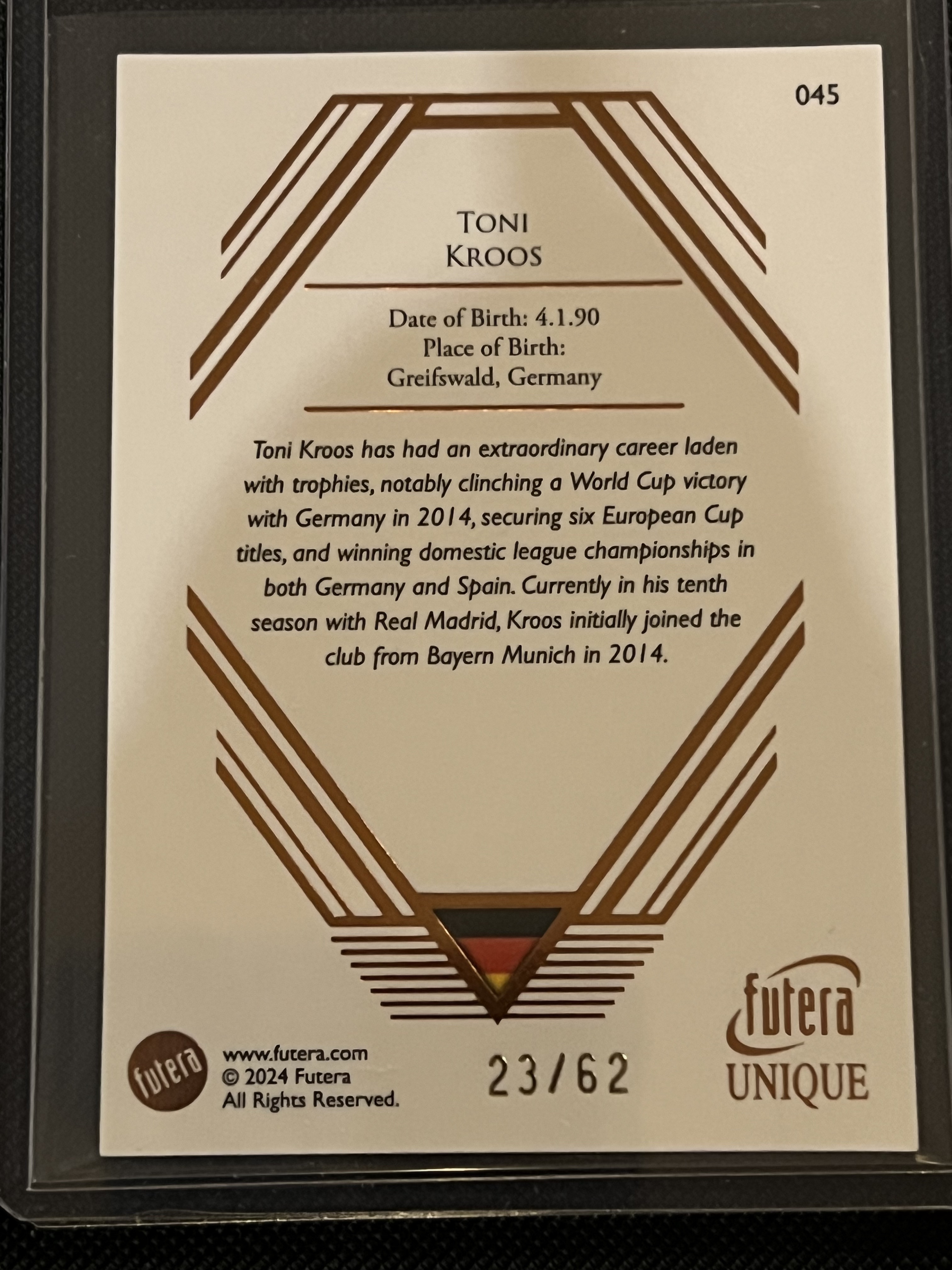 2024 Futera Unique Toni Kroos #045 德国 托尼-克罗斯 23/62 62编 平行限量卡!!德国功勋球员,皇马核心!!凑套必备!!