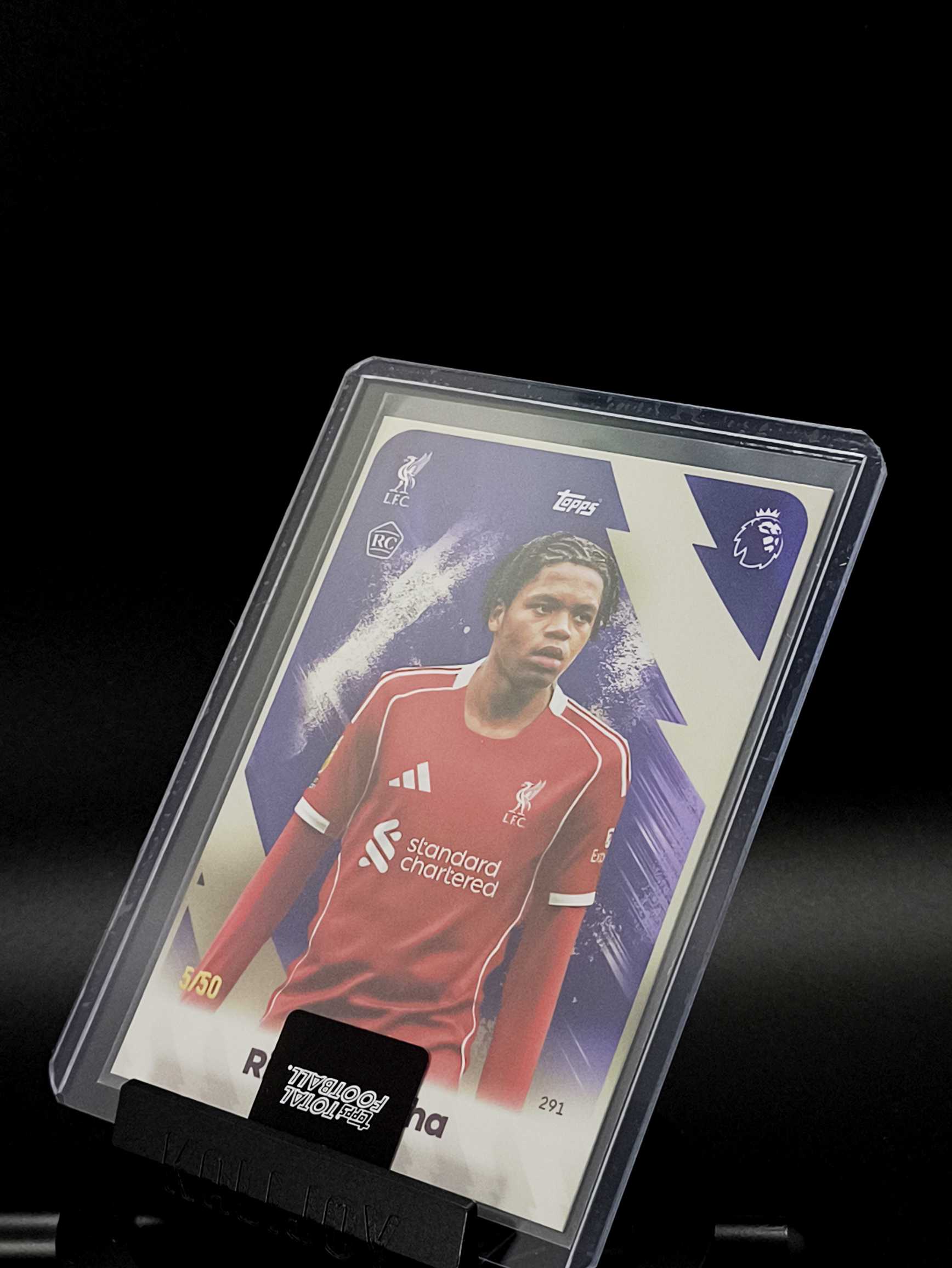 2025-26 Topps Total Football Rio Ngumoha 里奥・恩古莫哈 RC 利物浦 红军 利物浦超新星 英格兰 5/50编 英超 新秀 TTF 原封砖