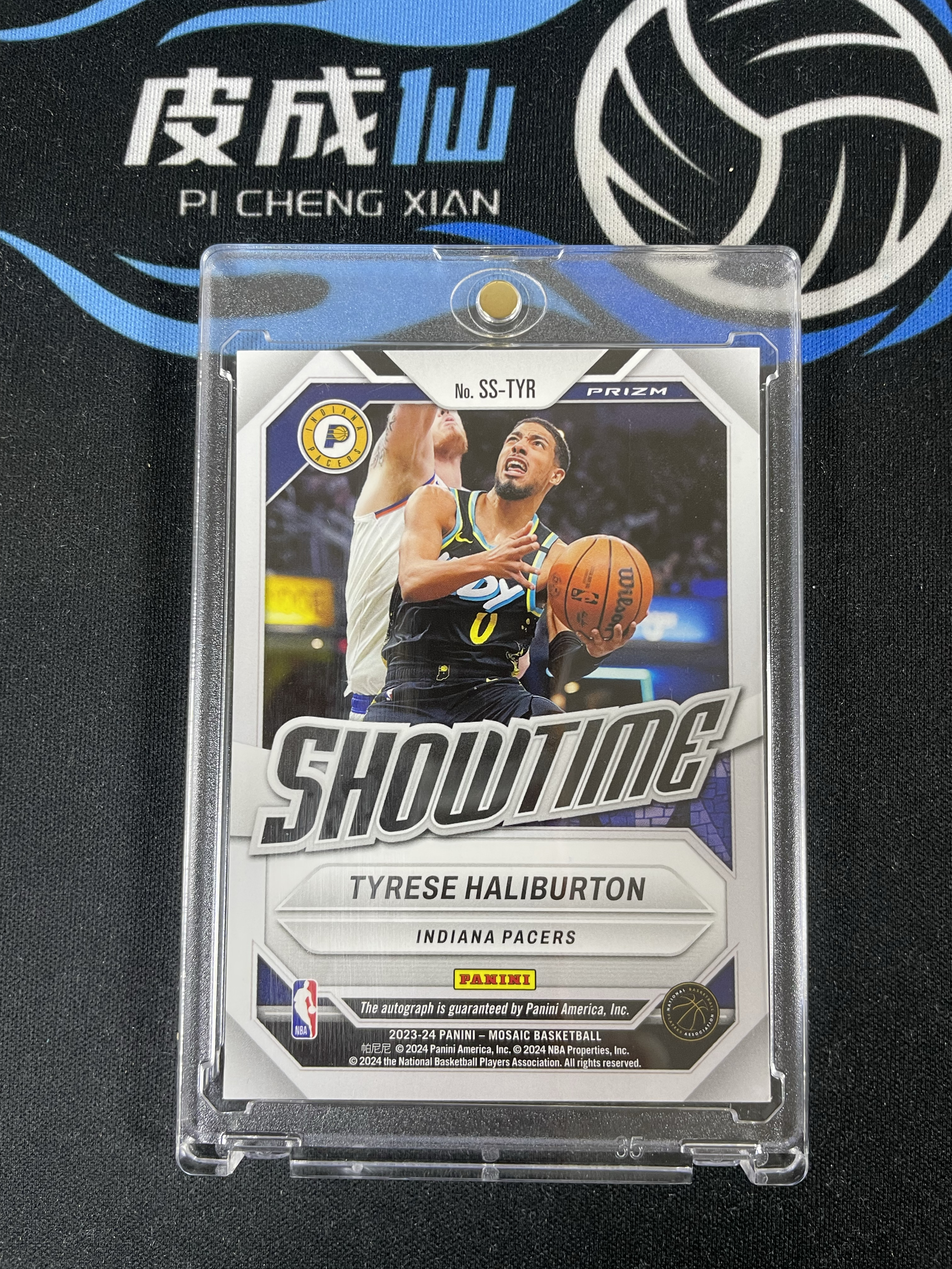 【皮成仙拍卖 统一手续费6%】 PANINI 23-24 马赛克 MOSAIC 步行者 TYRESE HALIBURTON 哈里伯顿 哈利伯顿 红圈圈折 签字 瑕疵如图 值得收藏【只发顺丰】羽老板1