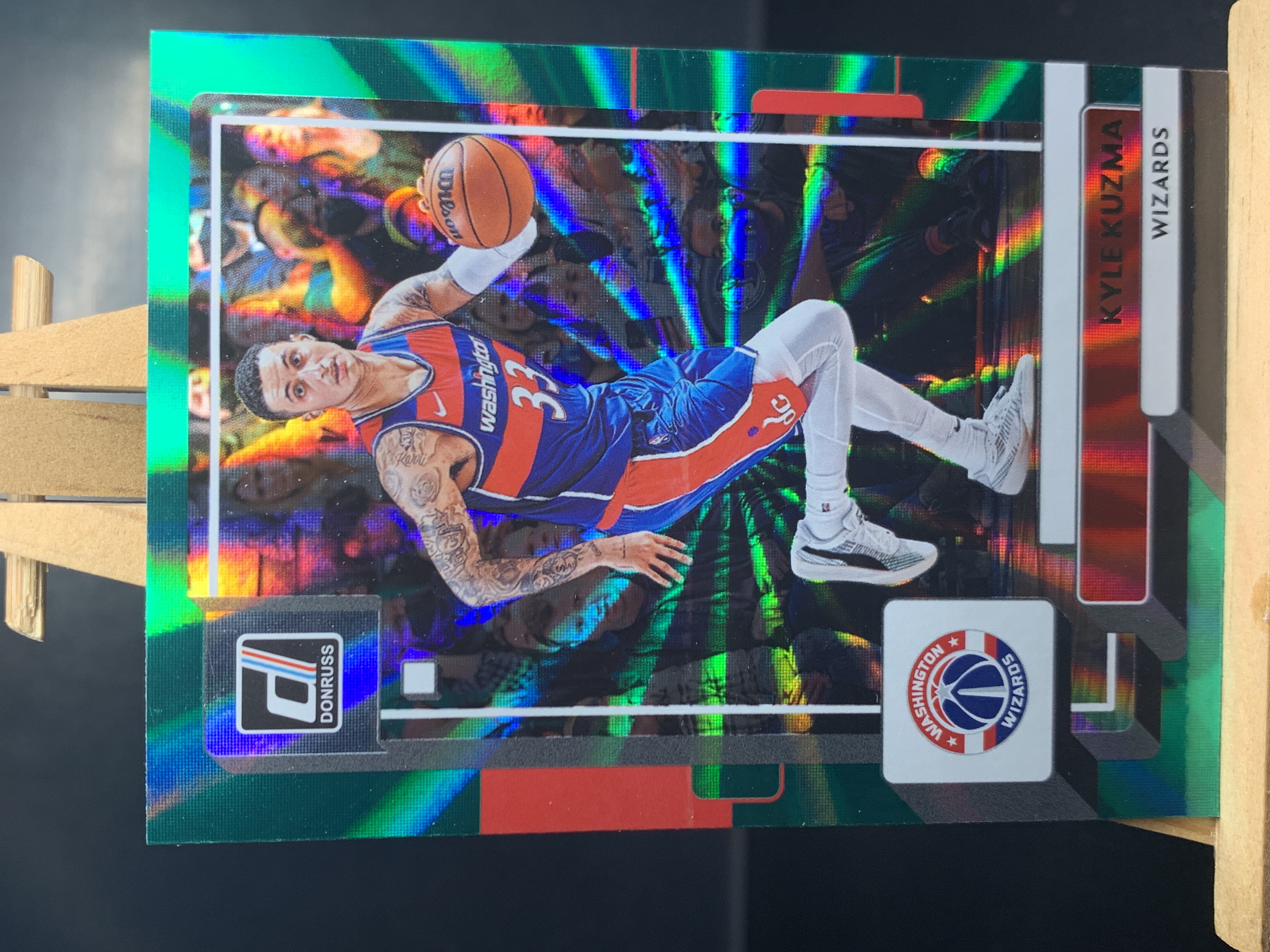 (A4) 2022-23 PANINI 杜蕾斯系列 绿佛光折 库兹马 奇才 实卡好看 收藏凑套必备 卡品如图 !!!