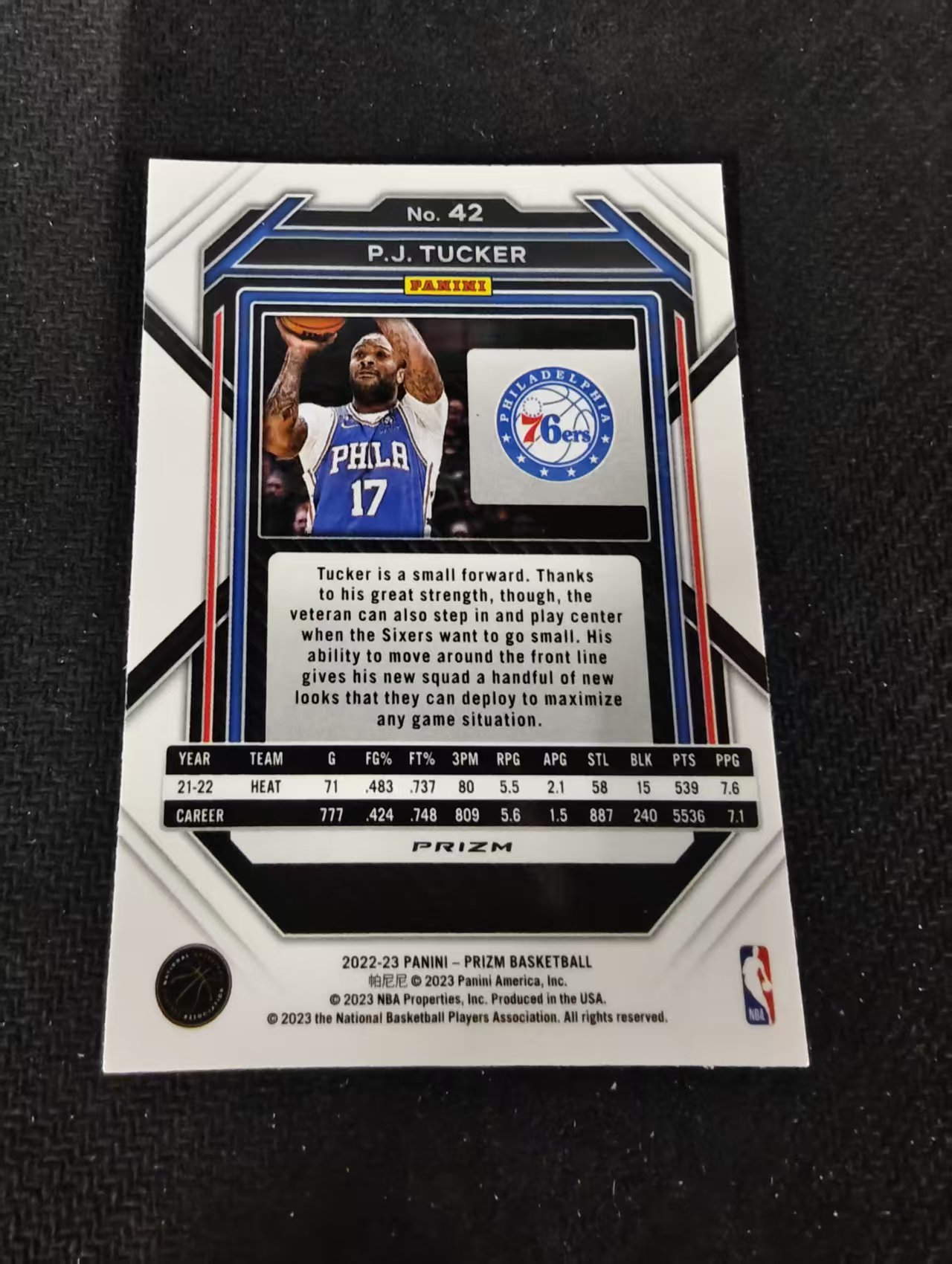 2022-23 Panini Prizm pj tucker 76人 pj 塔克 红波纹 PZ 划痕 边角瑕疵 #42