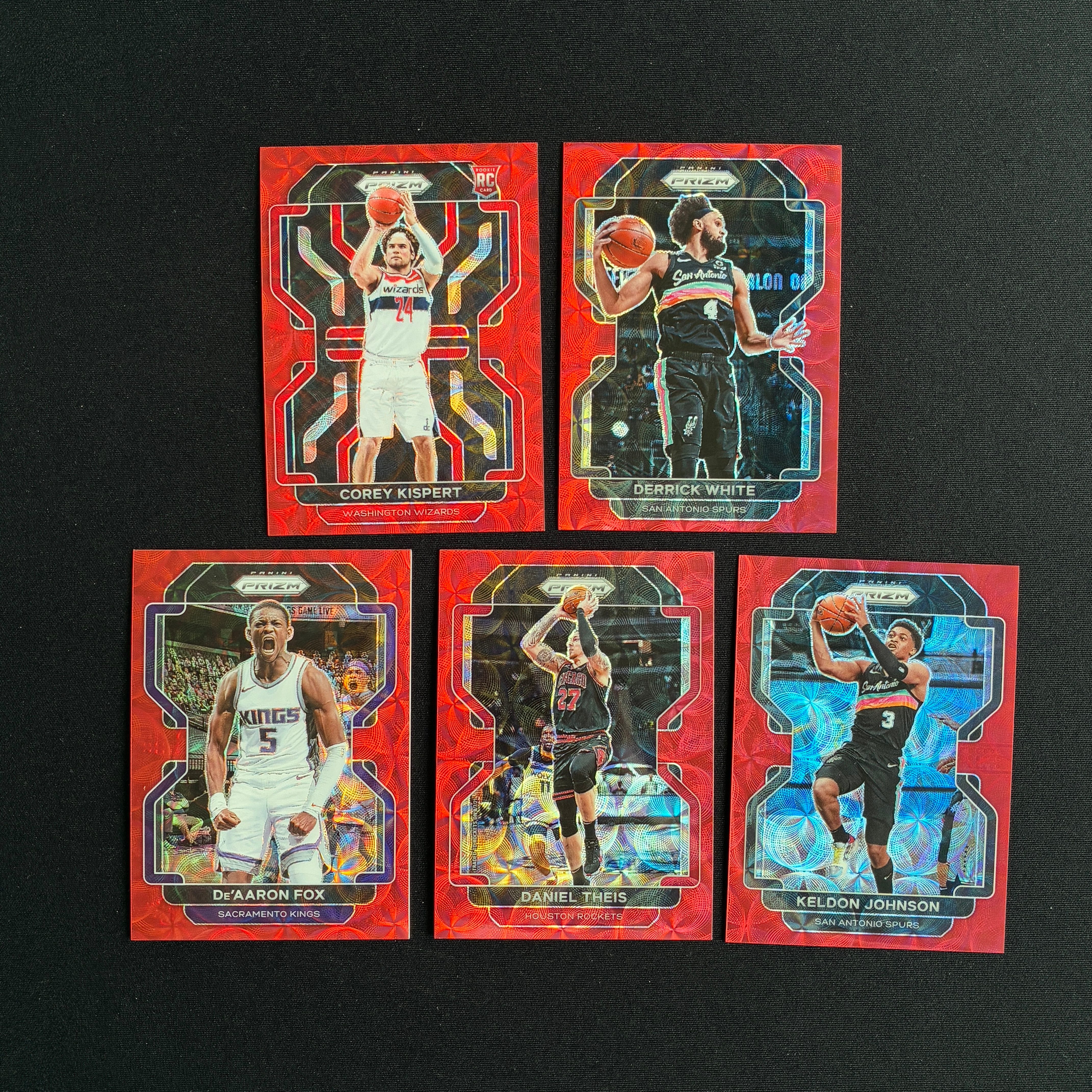 【杰基拍卖】2021-22 Panini Prizm 新秀 基斯珀特 ,德里克怀特 福克斯 泰斯 凯尔登约翰逊 红圈圈折 折射 88编 不保卡品(大D)