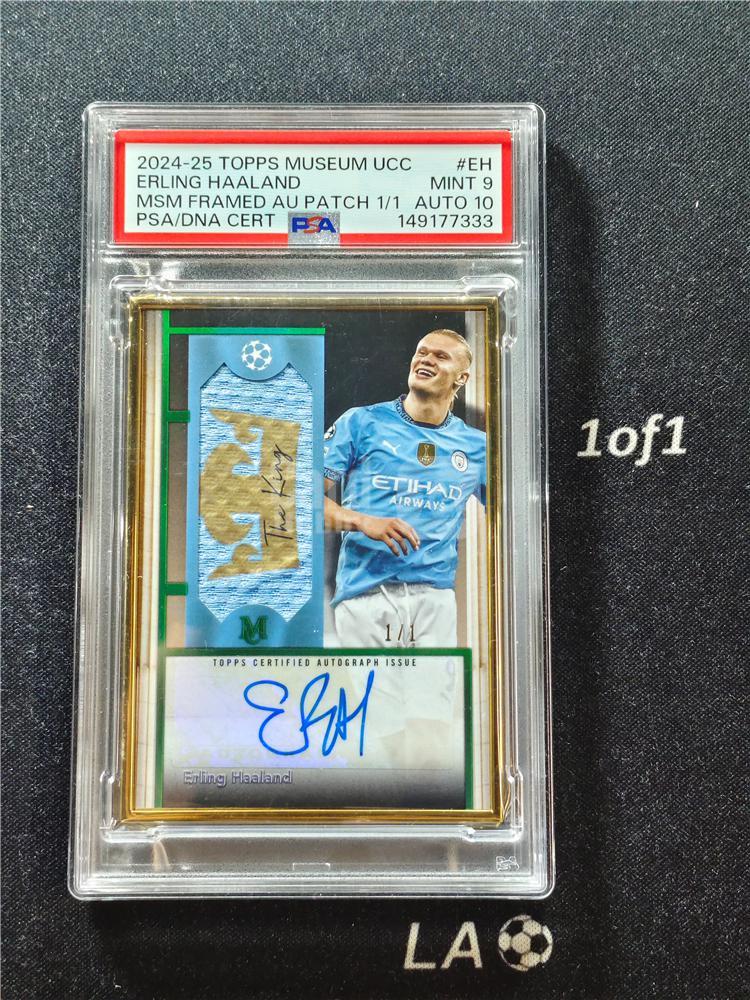 【LA拍卖精品-足球】2024-25 Topps Museum Erling Haaland 欧冠博物馆 曼城 埃尔林 哈兰德 挪威 1/1编帝王绿平行 金框PA 大窗三色Patch暴力切Logo 完美签字 PSA9分签字10分莱恩V239