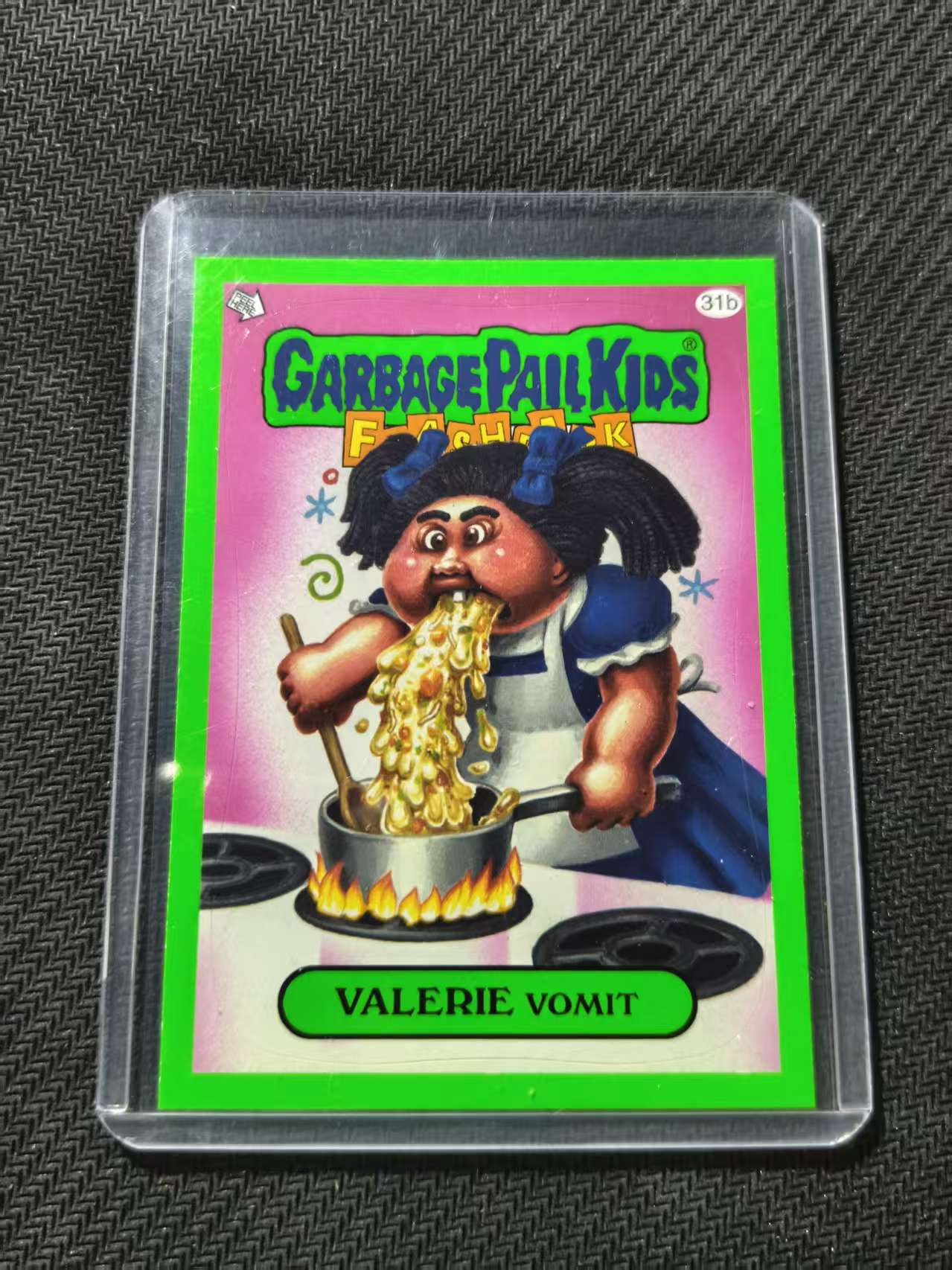 Topps Garbage Pail Kids 垃圾桶小子 GPK valerie vomit 瓦莱丽 绿平行 呕吐 恶搞 #海盗