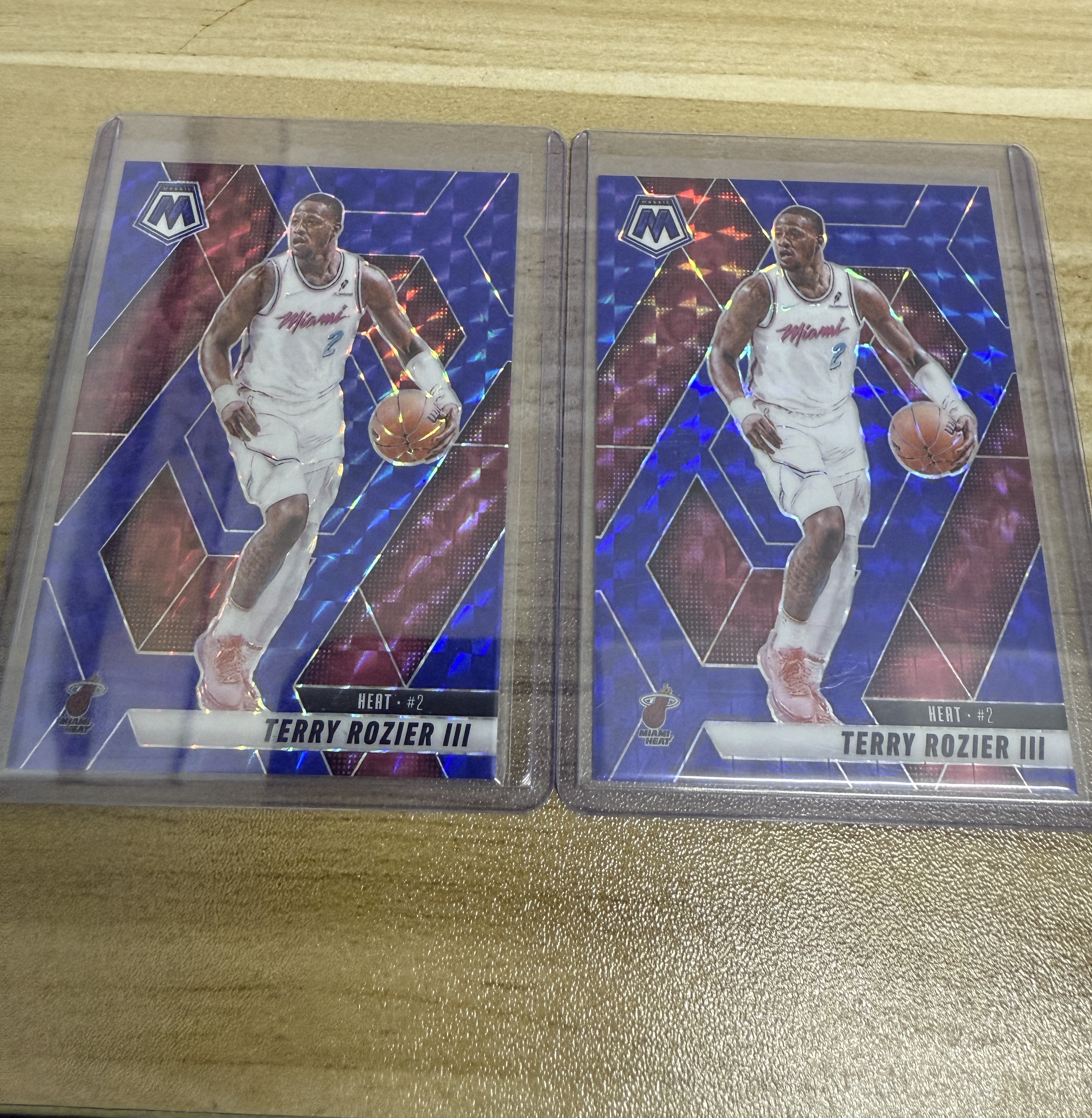 2024-25 Panini Mosaic Terry Rozier 特里 罗齐尔 199编 蓝折蓝马赛克折平行 彩虹套必备 热火 两张打包 只发默认请看描述【KK】