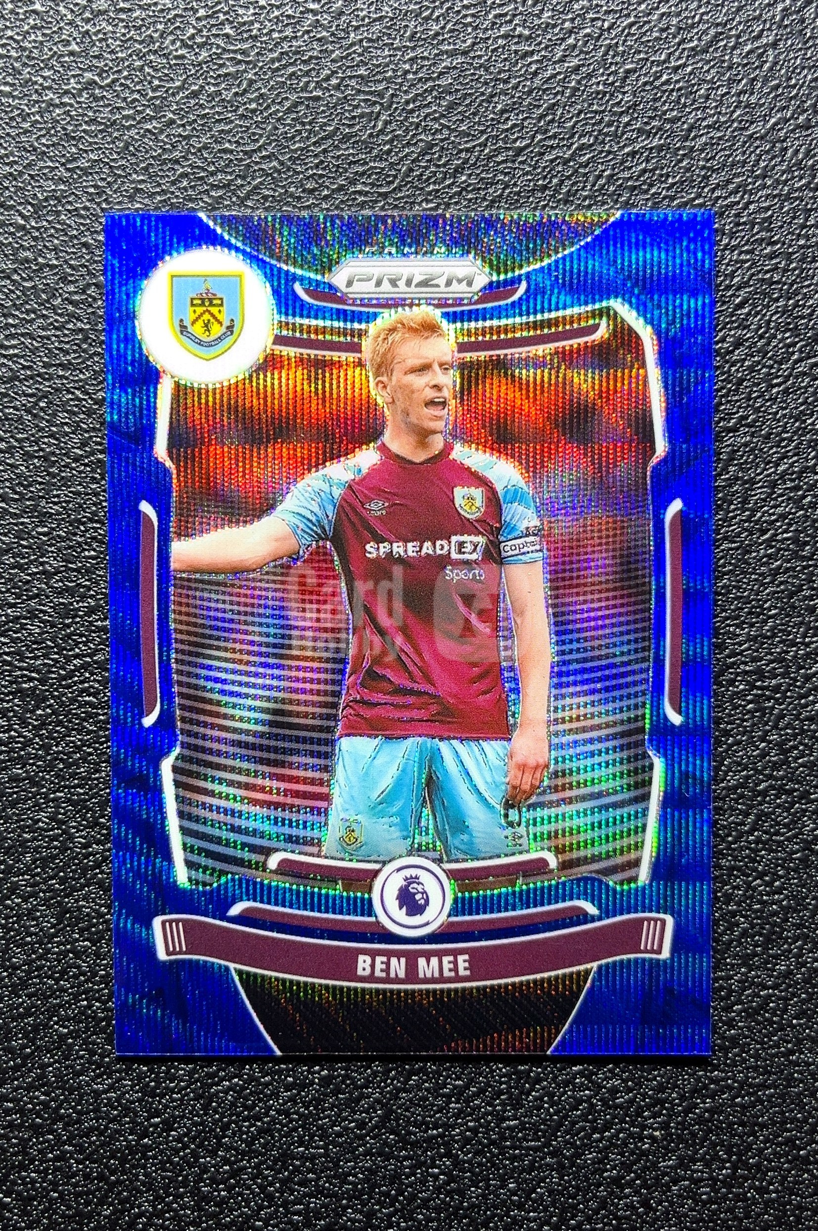 【小白1%代卖】2021-22 Panini Prizm Ben Mee 本·米 蓝波纹折 折射 卡品如图 高价值 #63 Burnley 伯恩利 0803