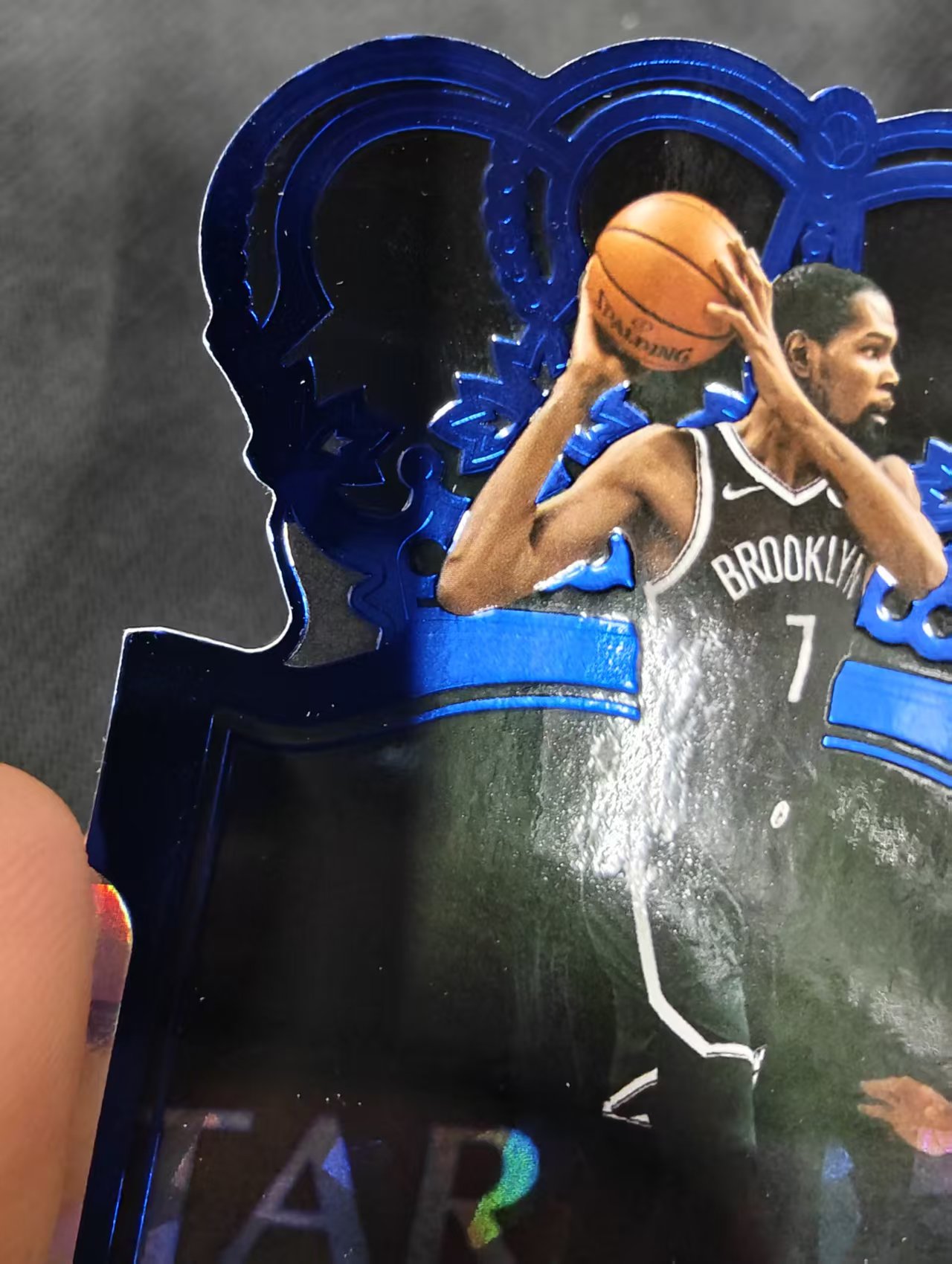 【汽水拍卖】2021-22 Panini Crown Royale Kevin Durant 篮网 凯文 杜兰特 KD 死神 皇冠 异形 蓝碎冰 99编 轻印