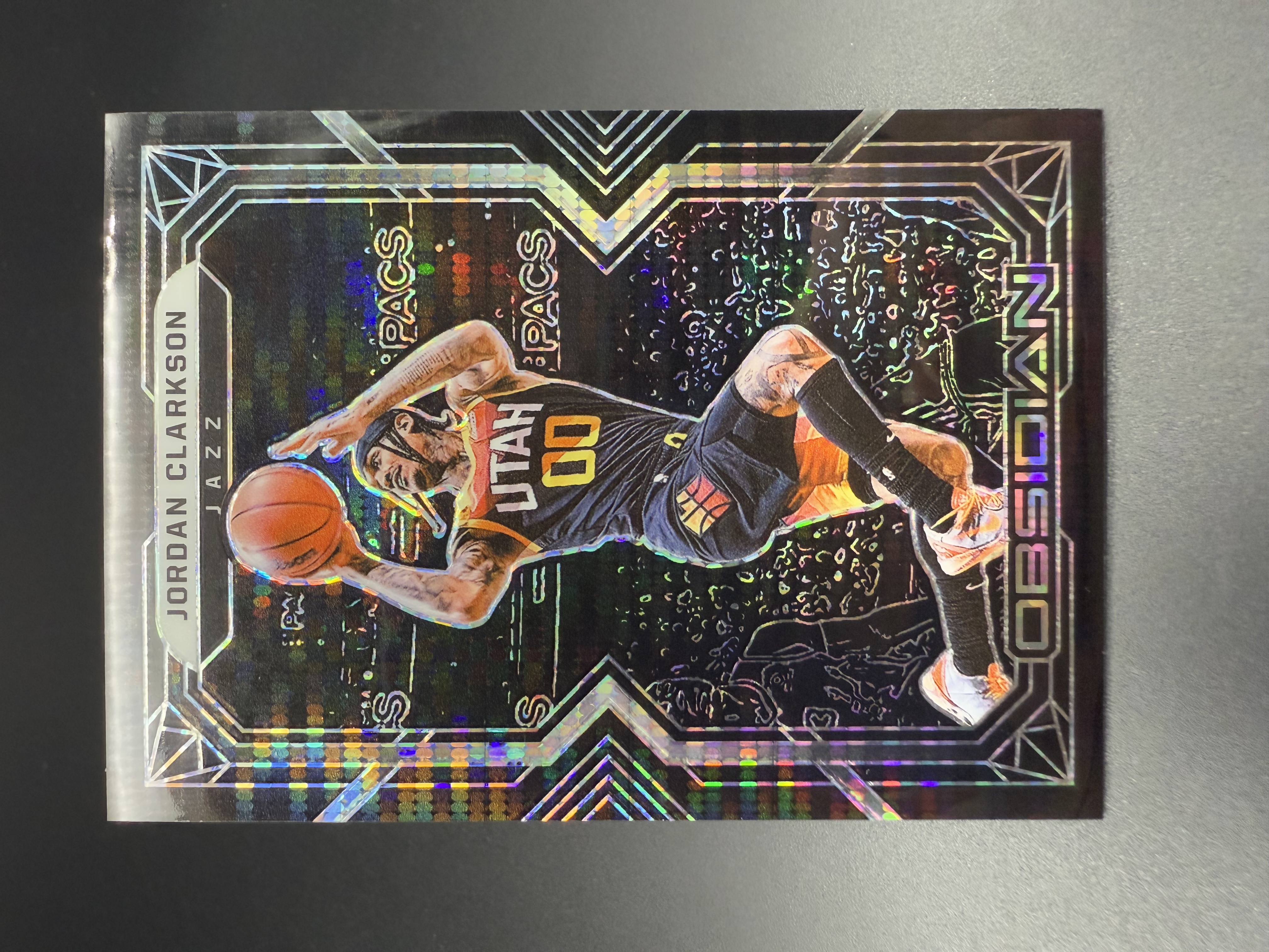 2021-22 Panini Obsidian Jordan Clarkson 【湖水蓝拍卖】乔丹 克拉克森 爵士 黑曜石 BASE 折射 专收必备 未来可期 卡品如图 ZG