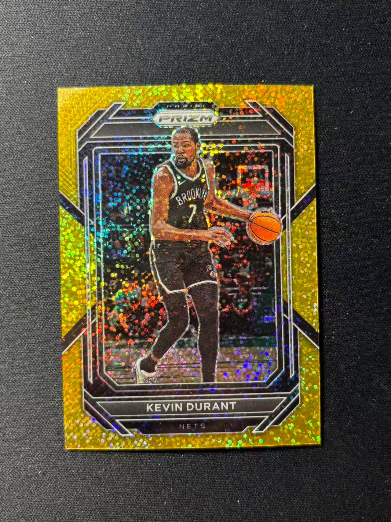 【梦卡拍卖】2022-23 Panini Prizm Kevin Durant 凯文 杜兰特 /24编 金闪折 太阳 篮网 雷霆 PZ 细节如图 #DD# A01