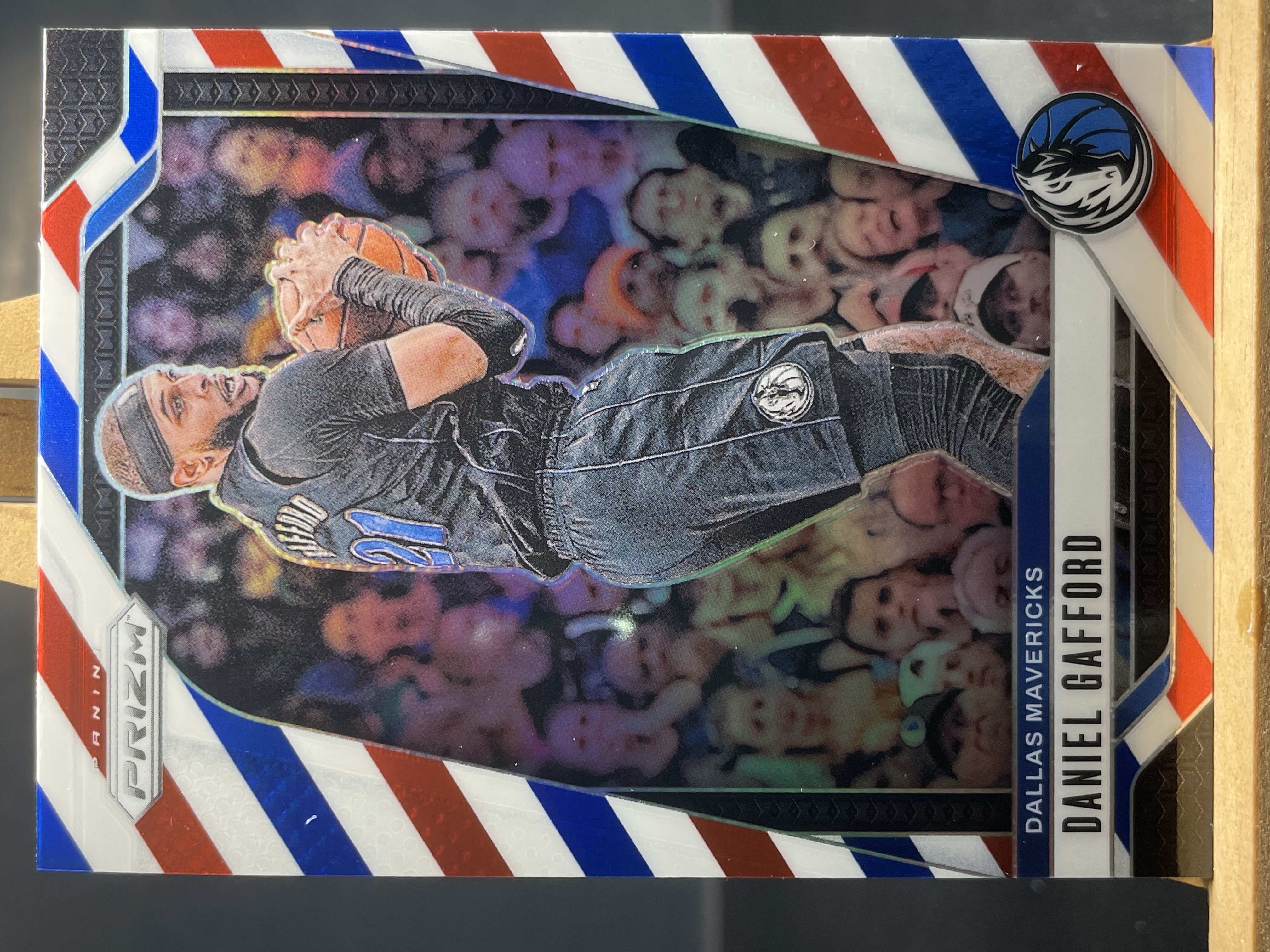 (B3) 2024-25 PANINI PRIZM 三色折 丹尼尔 加福德 独行侠 实卡好看 收藏凑套必备 卡品如图 !!!