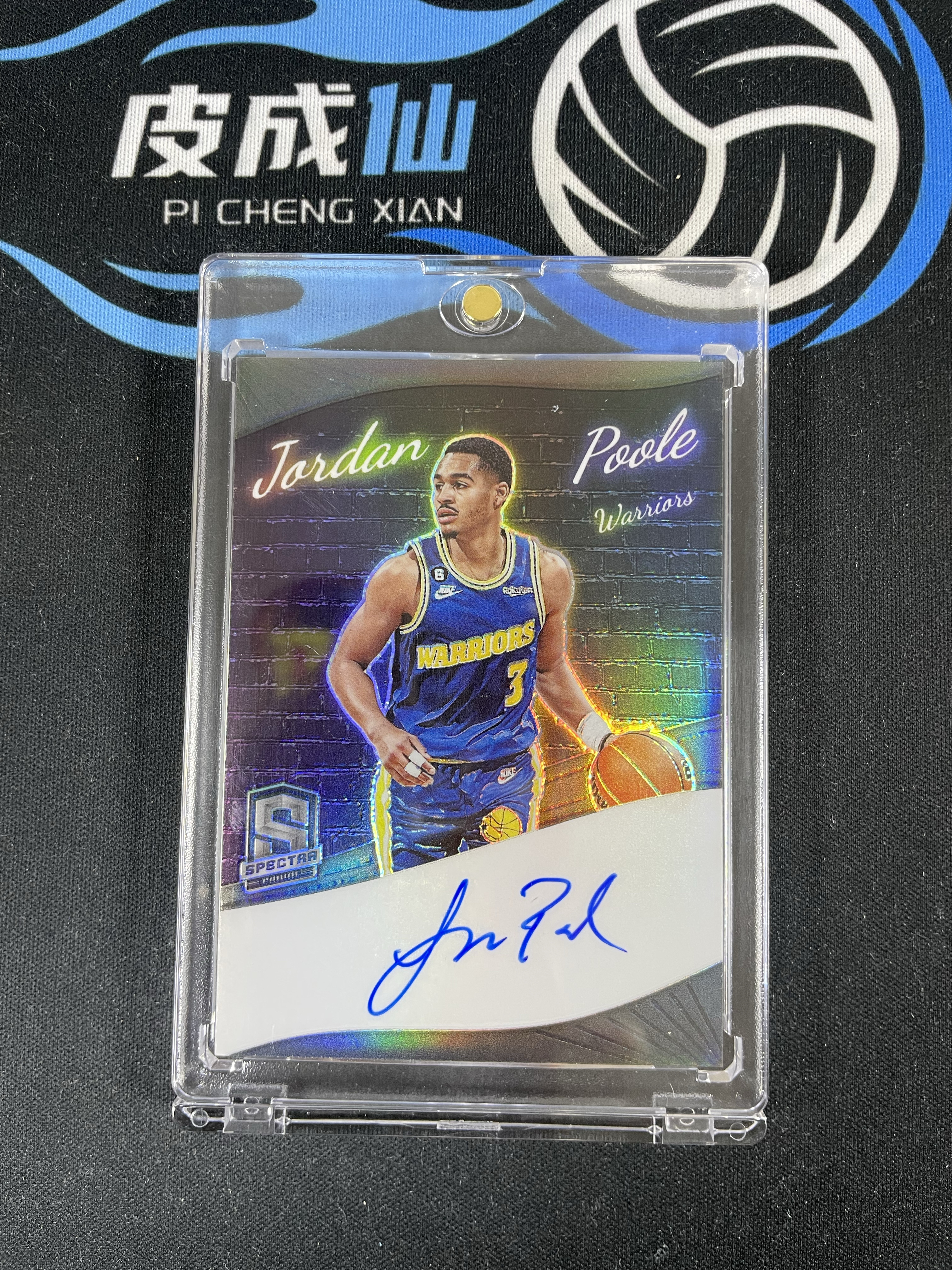 【皮成仙拍卖 统一手续费6%】 PANINI 22-23 光谱 SPECTRA 勇士 JORDAN POOLE 乔丹普尔 银折 霓虹灯 签字 卡签 99编 瑕疵如图【只发顺丰】羽老板121