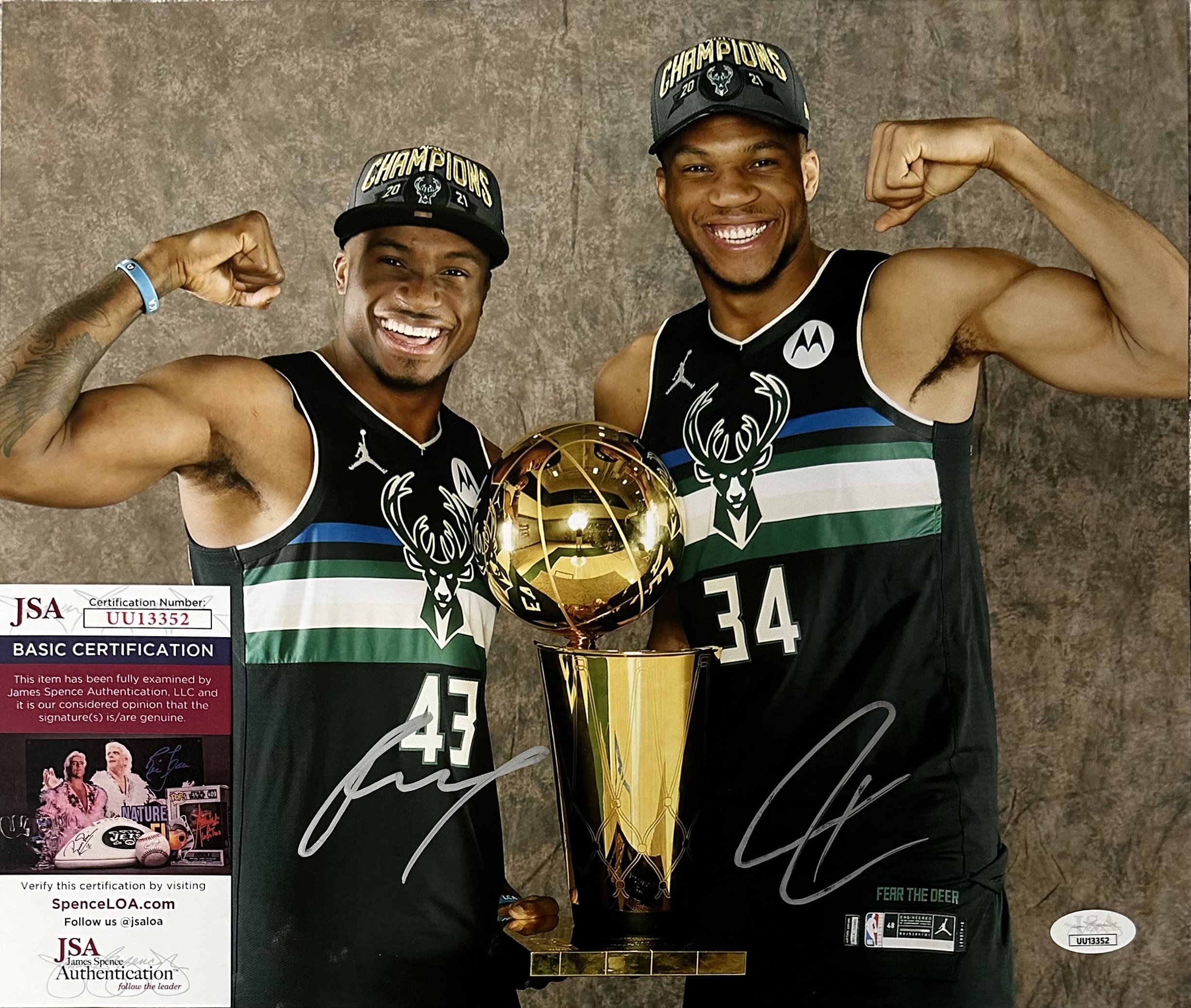 【大胡子球星卡】Giannis Antetokounmpo 扬尼斯-阿德托昆博 字母哥兄弟 双人总冠军签字 雄鹿签名照片 银笔 JSA认证签名 ...