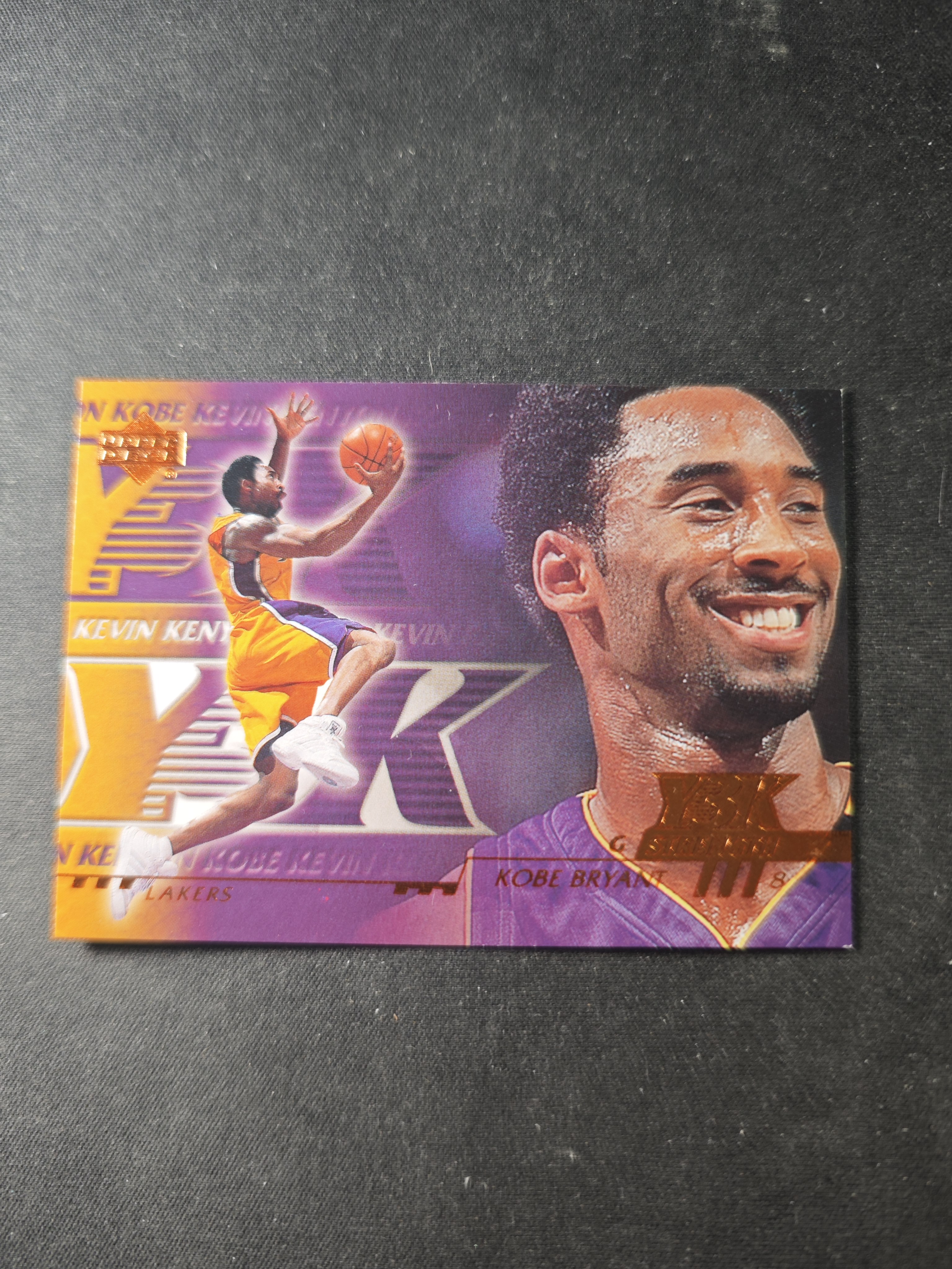 【蛤蟆特卖】科比 布莱恩特 2000 UD Y3K系列 领导力 得分 力量 防守 体质 经典五张套卡 第一款 绝版好卡 稀有老特 边角微瑕 卡品如图 专收必备!