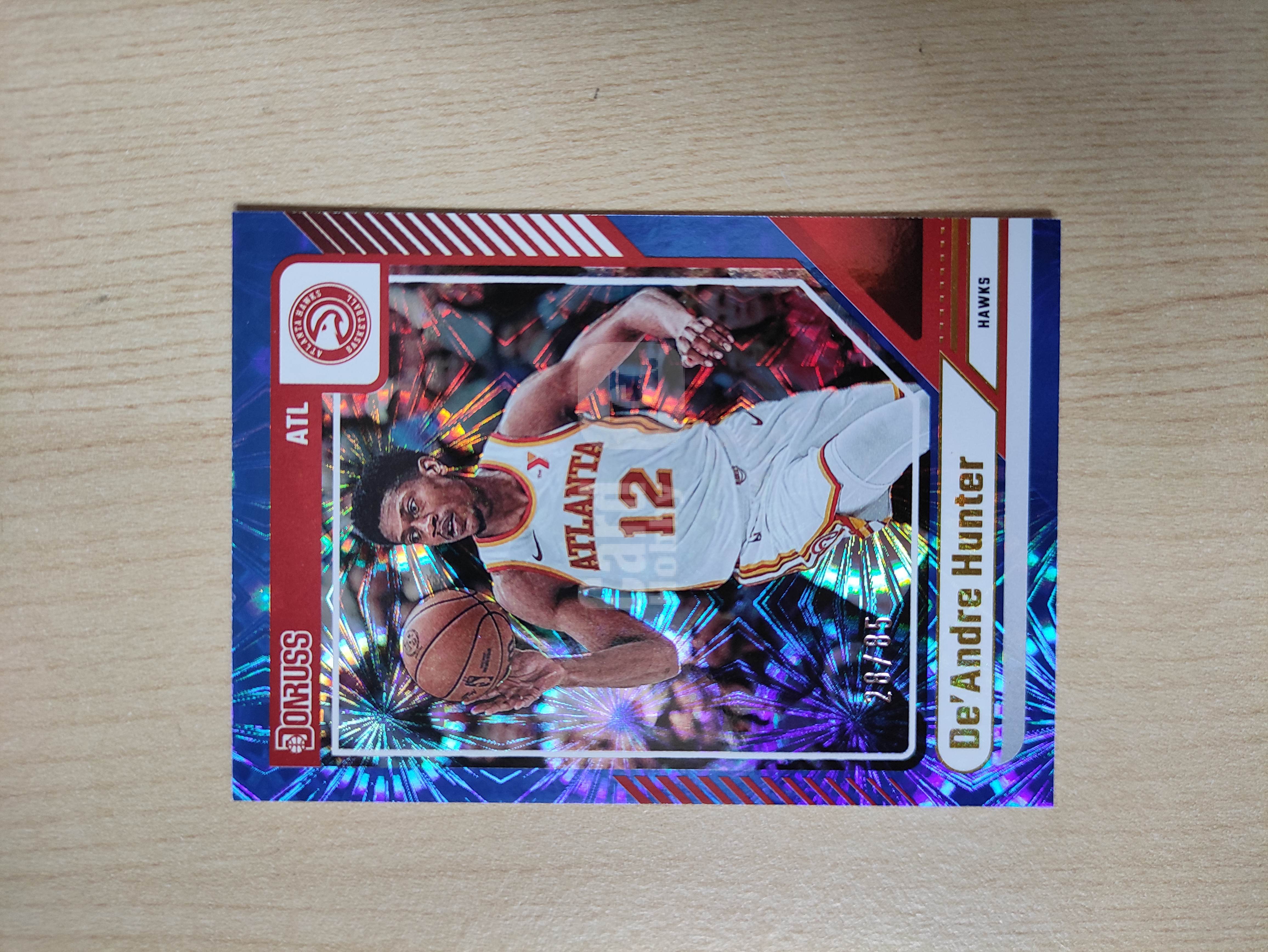 2024-25 Panini Donruss De'Andre Hunter 【进击卡社】 杜蕾斯 烟花折 老鹰 德安德烈 亨特 限量28/85编 拍摄清晰 拍前务必看描述 专收必备
