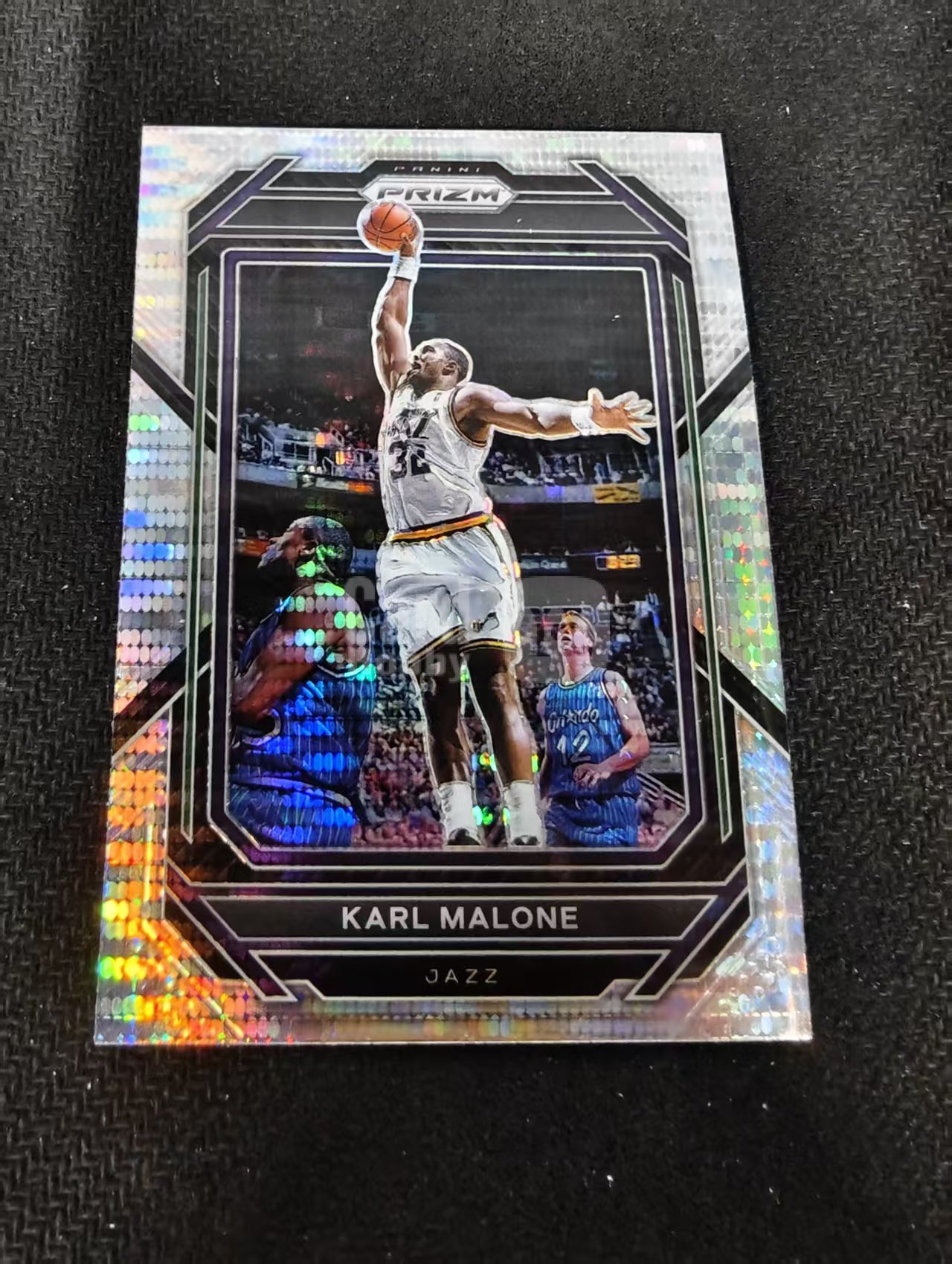 2022-23 Panini Prizm Karl Malone 卡尔 马龙 爵士 脉冲折 PZ 划痕 边角瑕疵 #284