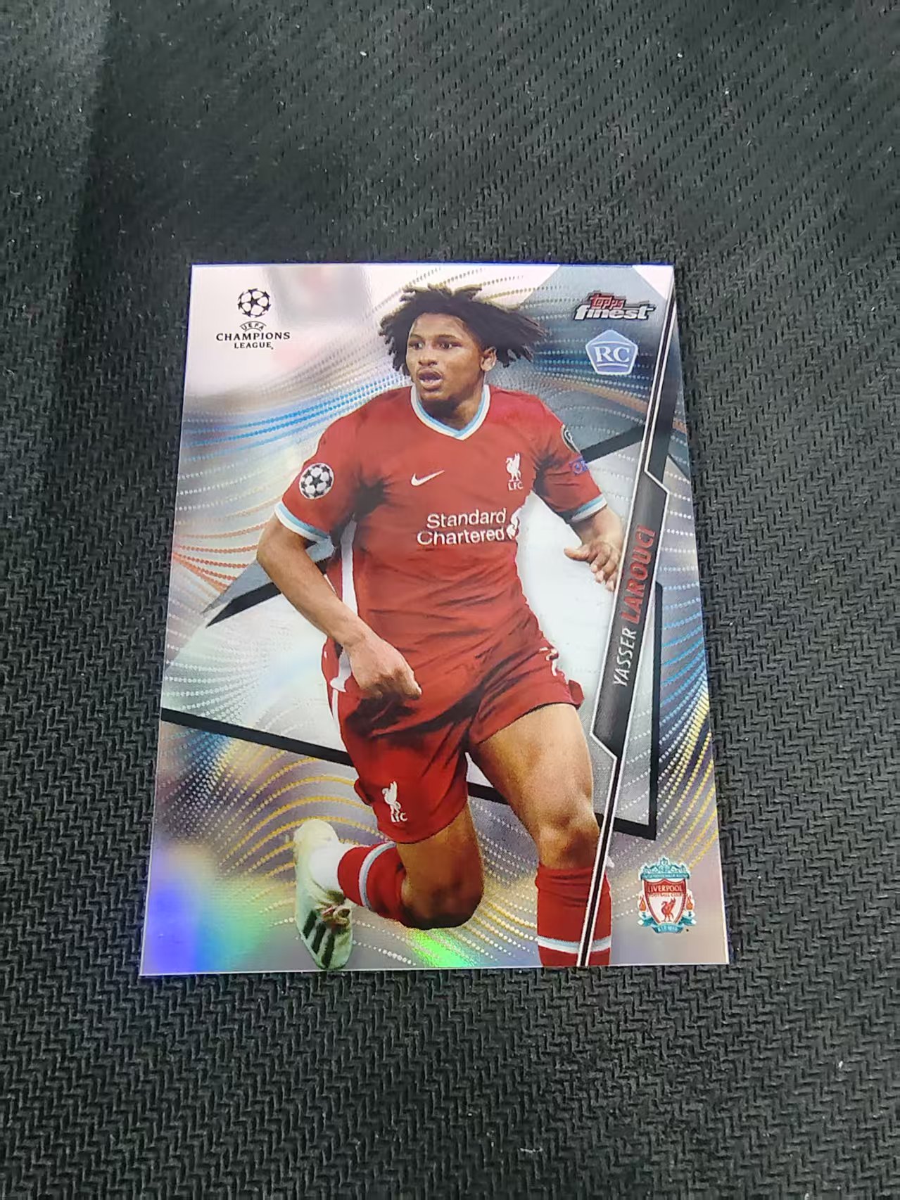 【可合并,不累计】2021 Topps Finest Yasser Larouci 亚西尔拉鲁西 利物浦 RC 新秀 欧冠 银折 #28 划痕 边角瑕疵