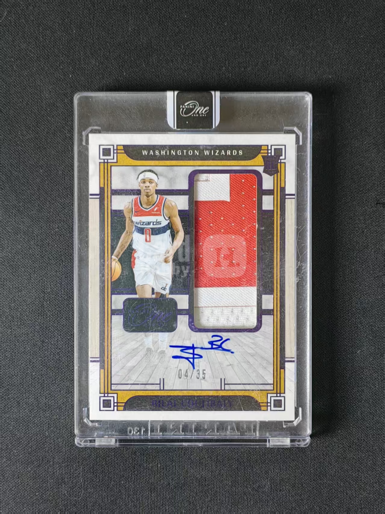 2023-24 Panini One and One Bilal Coulibaly RC 【林林拍卖吹c王】one系列 奇才 新秀 库利巴利 04/35编 RPA 球衣实物物料 卡签签字 原封砖磨损